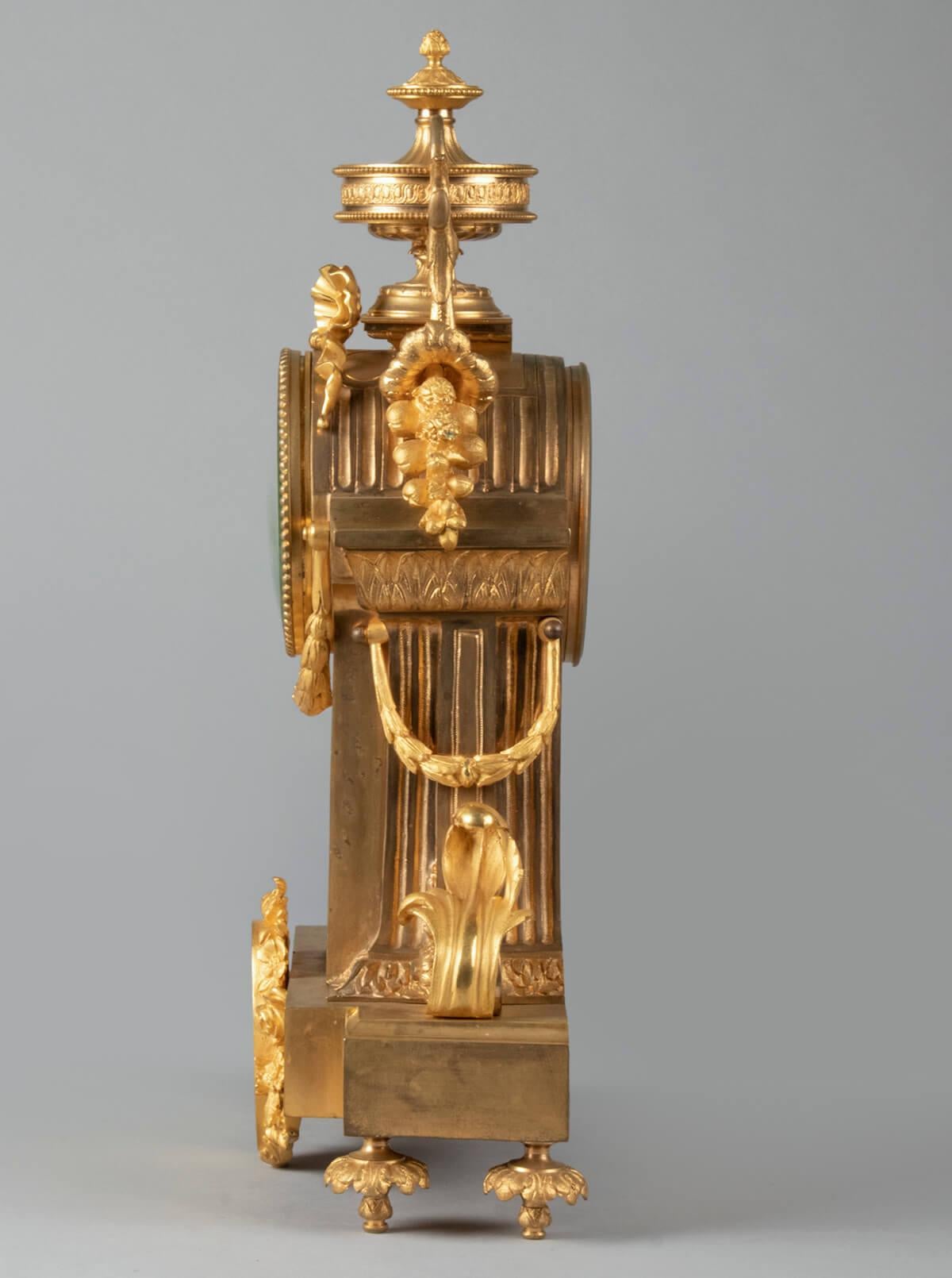 18th Century Louis XVI Style Bronze Ormolu Mantel Clock 3