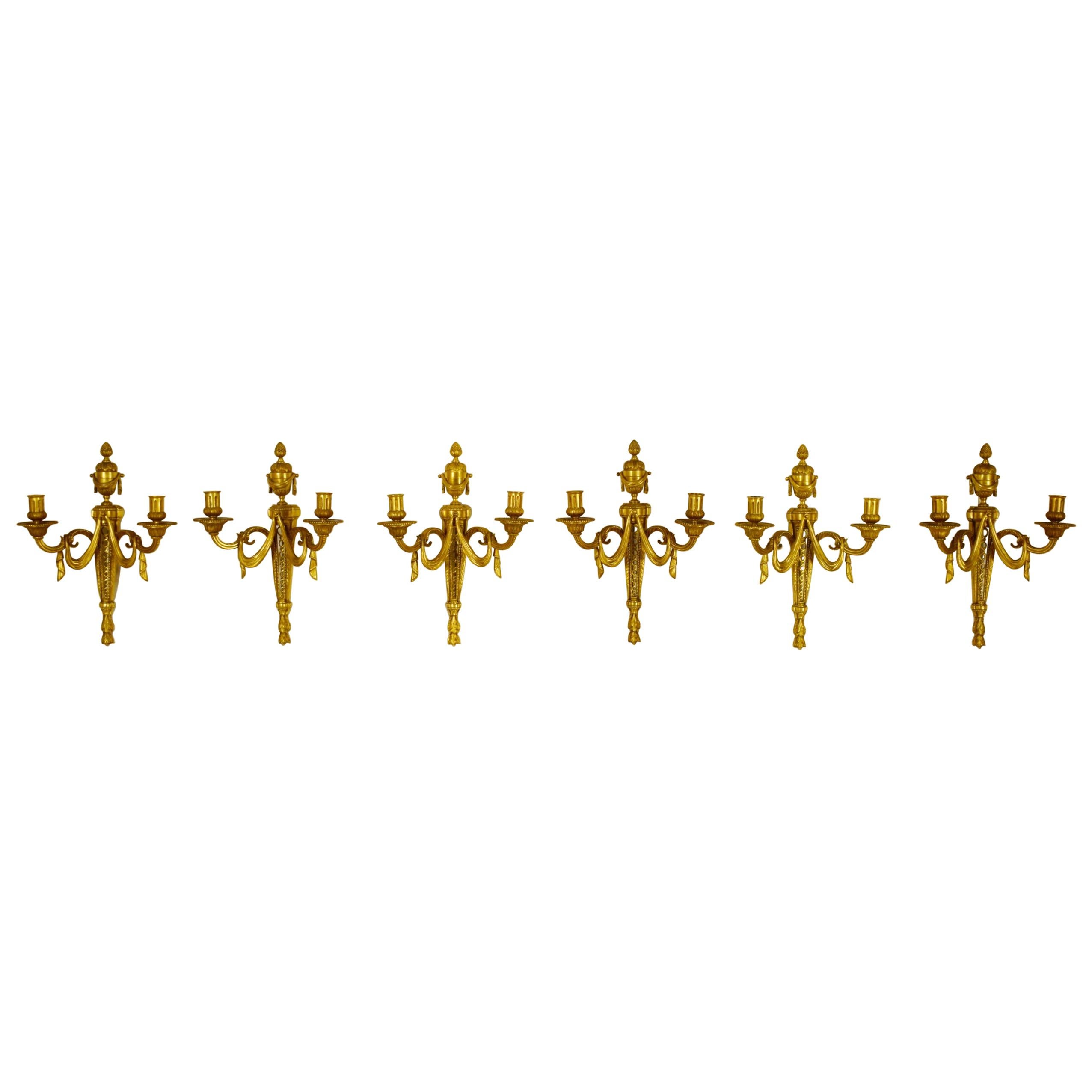 19th Century Louis XVI Style, Chiseled Gilded Bronze Set of 6 Appliques