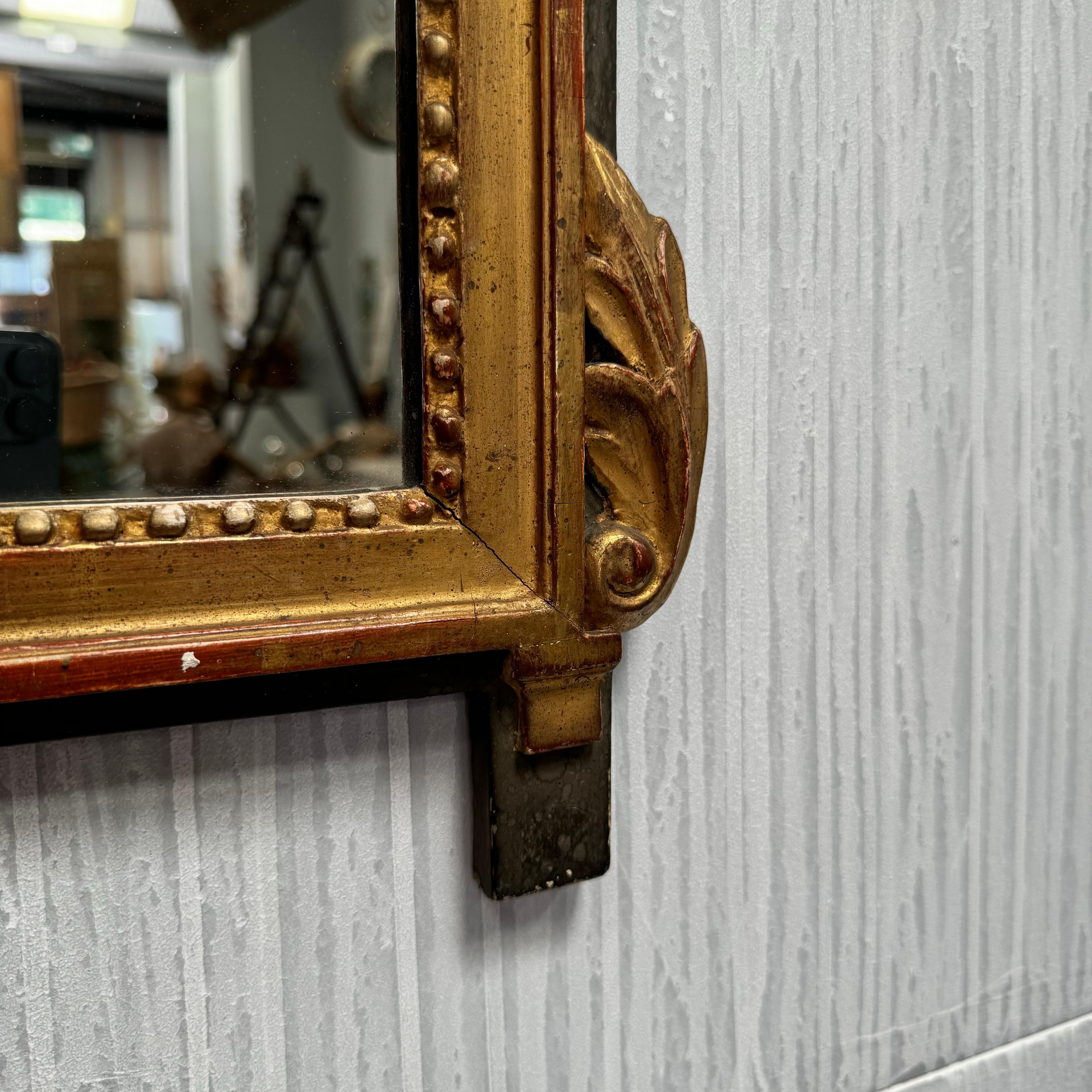 Specchio da sposa francese in legno dorato del XIX secolo in stile Luigi XVI in vendita 1