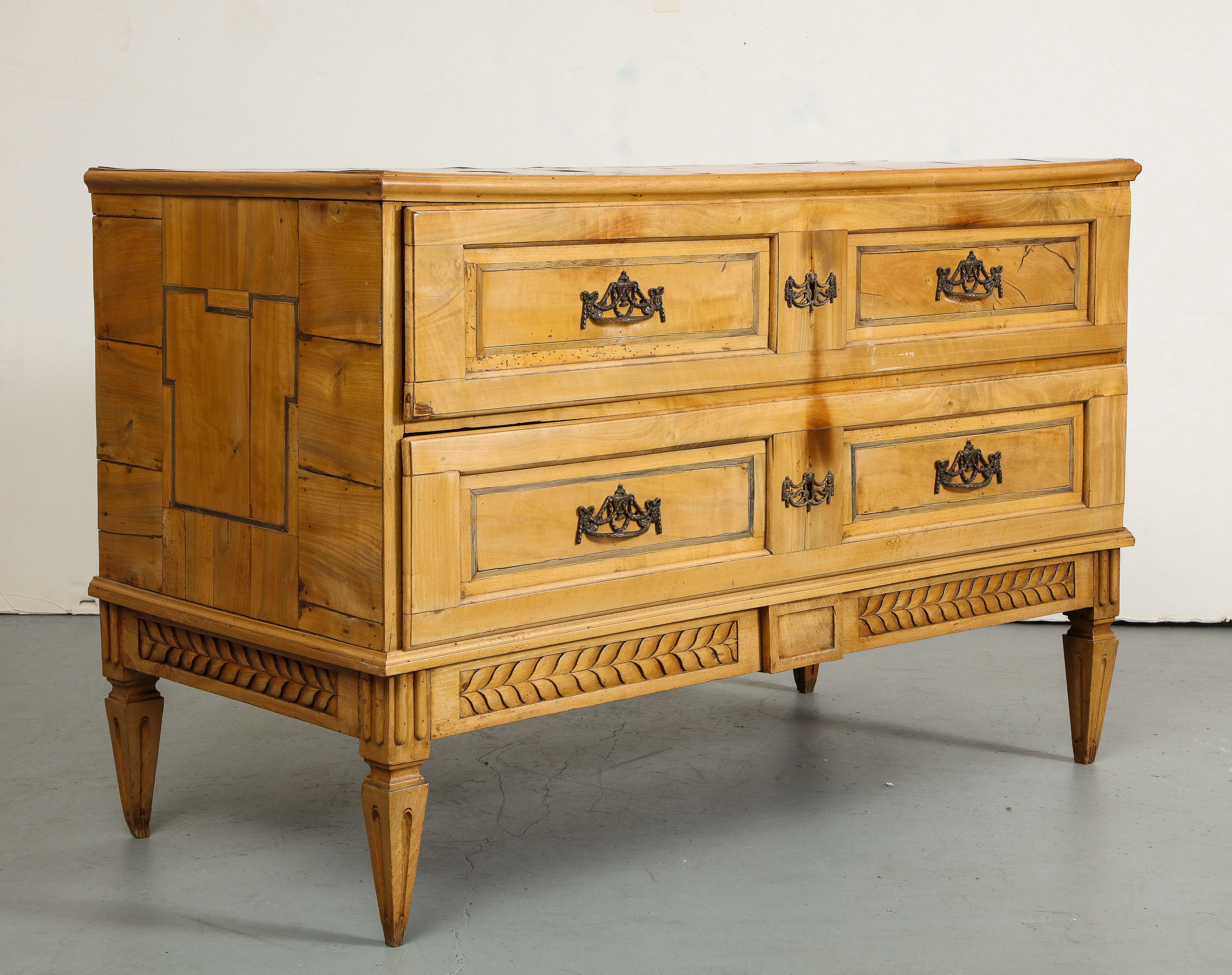 19th Century Louis XVI Style French Oak Chest with Original Bronze Hardware For Sale 7
