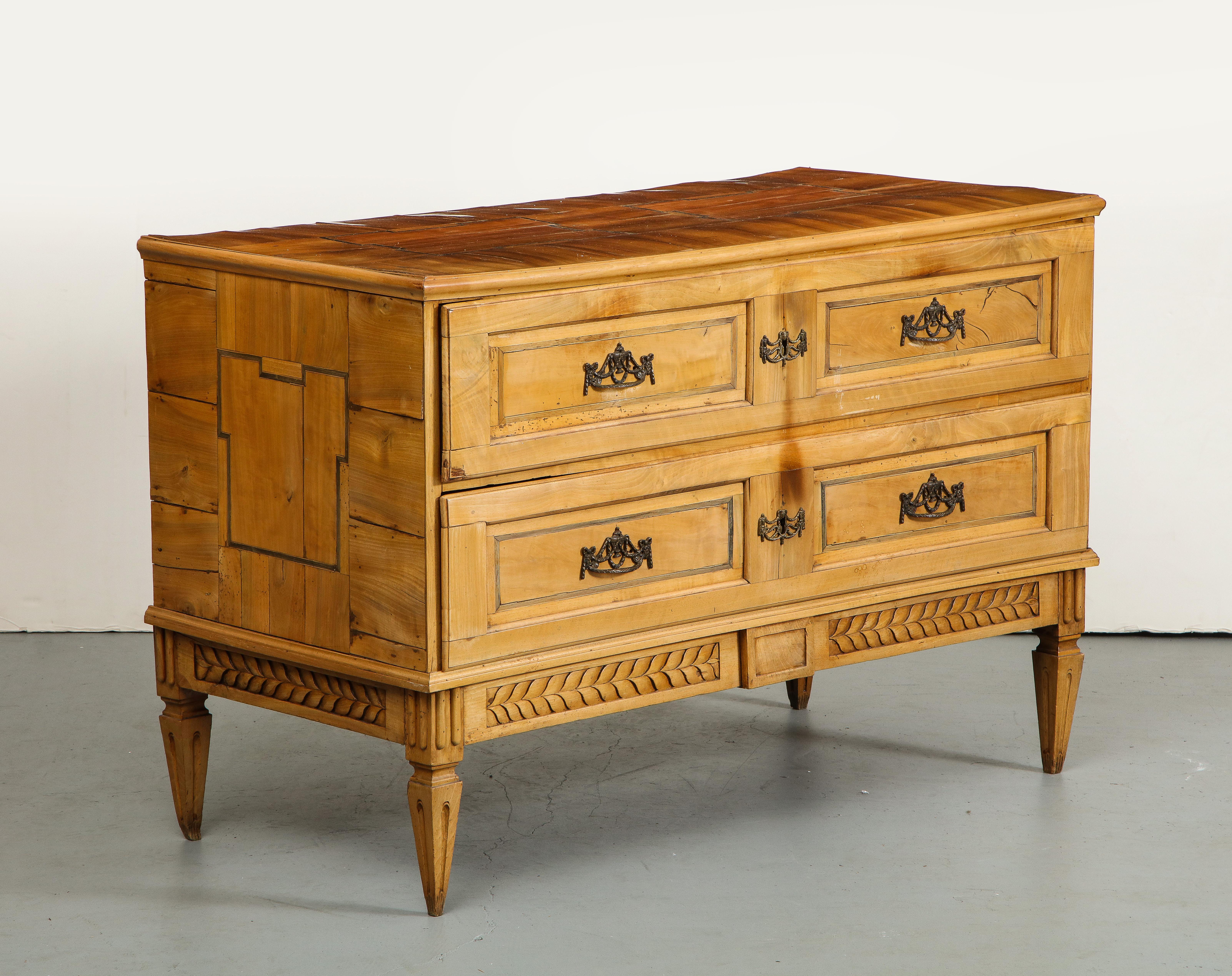 19th Century Louis XVI Style French Oak Chest with Original Bronze Hardware For Sale 8
