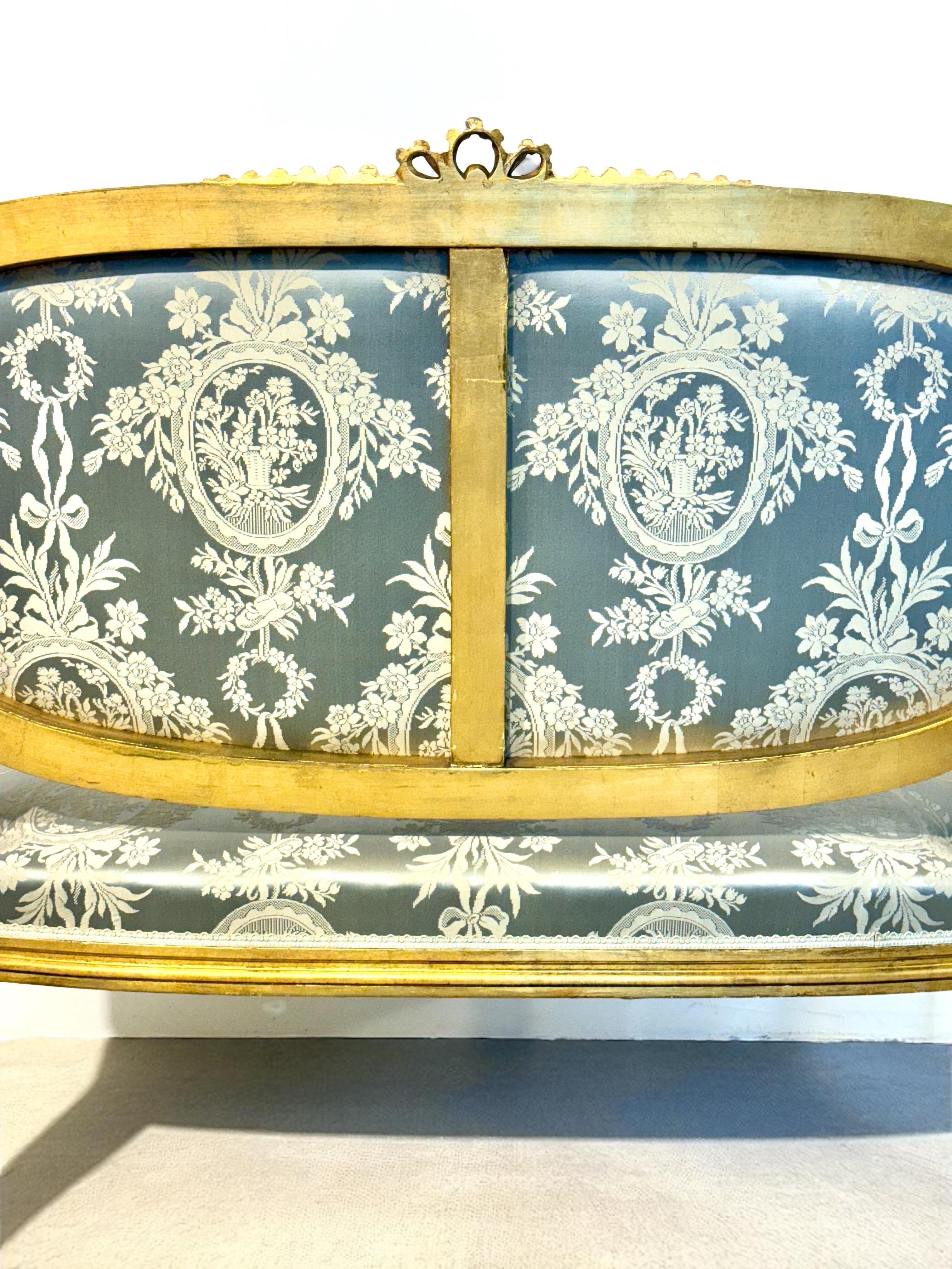 Französisches Sofa im Louis-XVI-Stil des 19. im Angebot 3