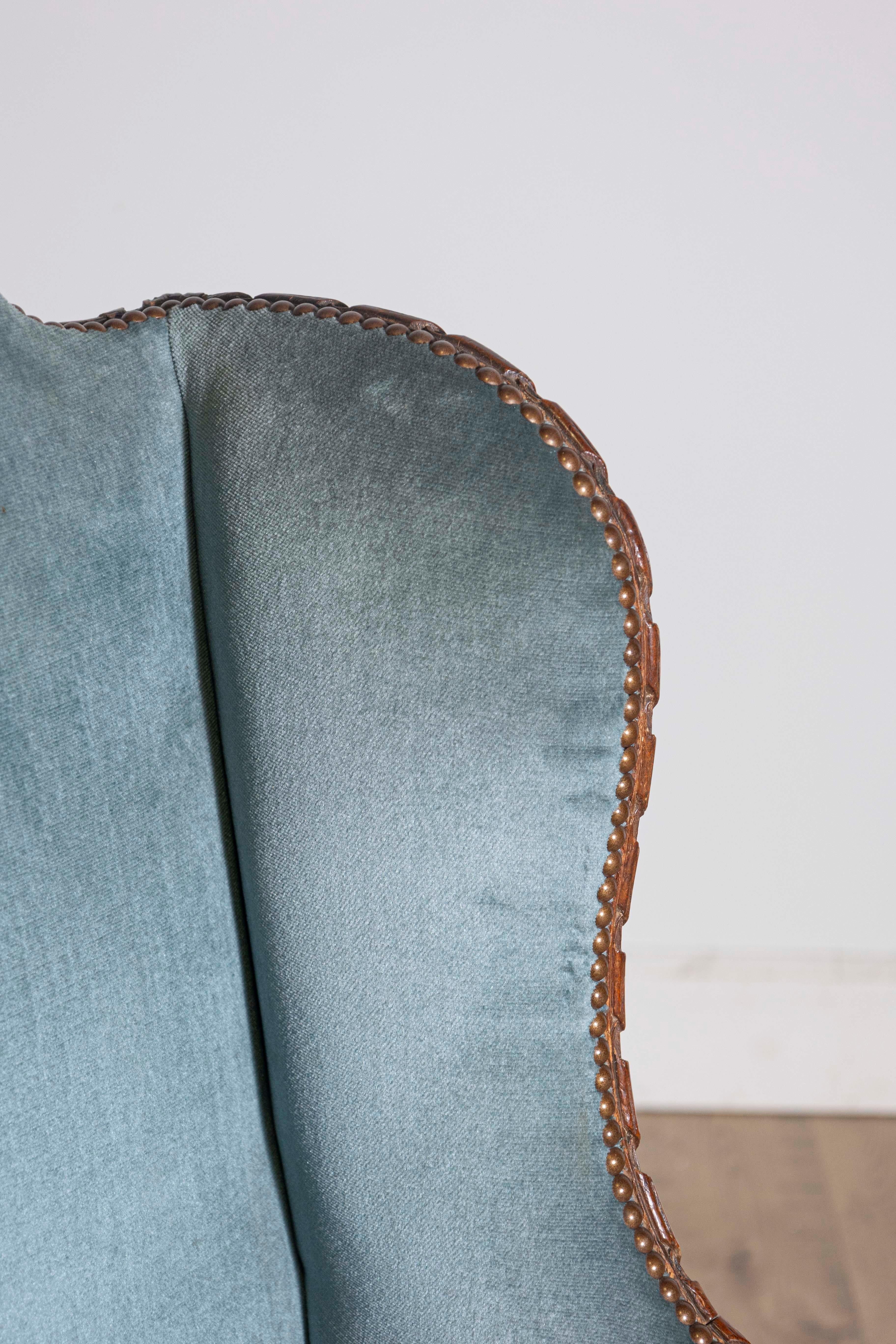 19th Century Louis XVI Style French Walnut Bergère à Oreilles with Carved Décor For Sale 1