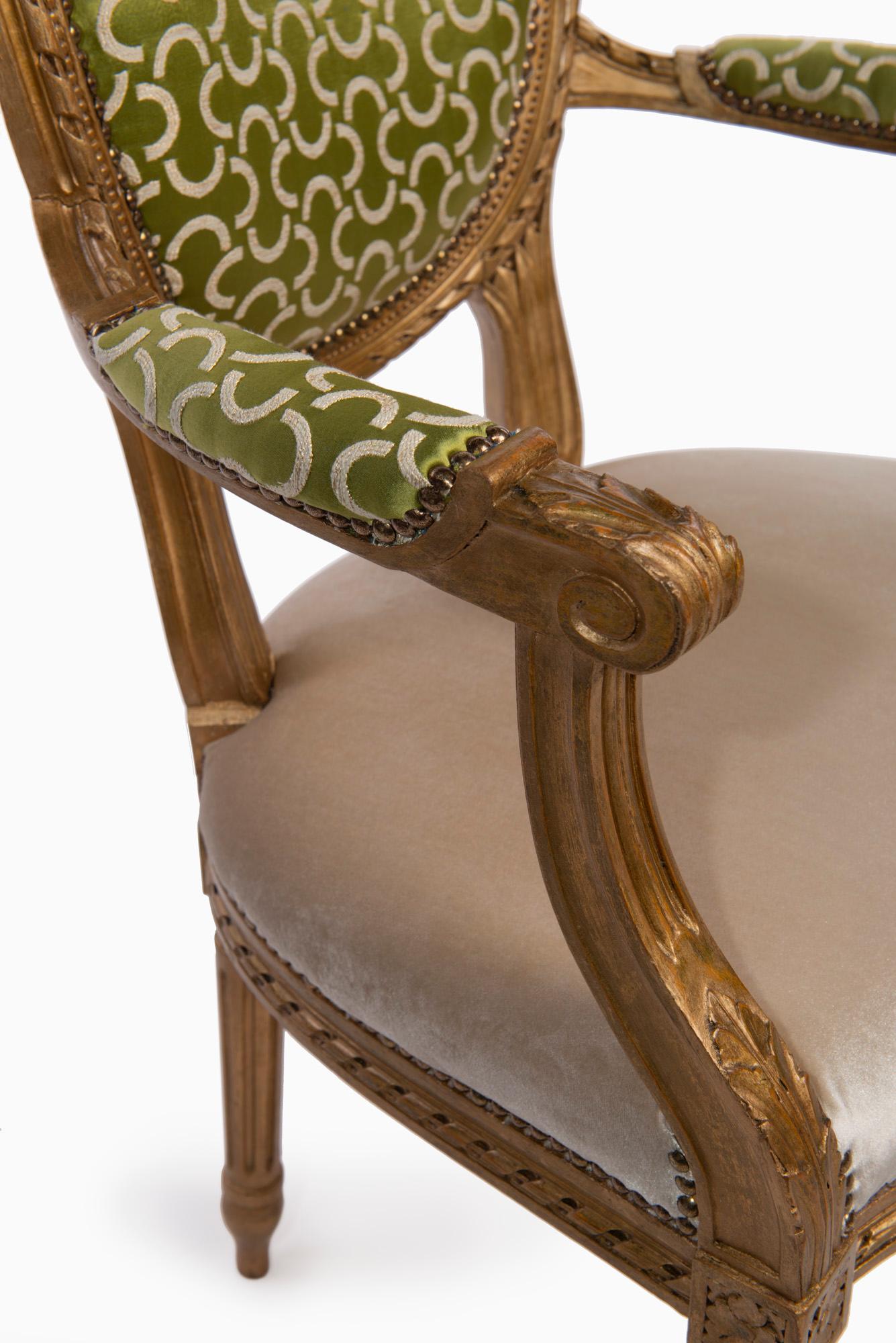  Louis XVI Style French Golden Wood Armchairs  In Good Condition In Prato, Tuscany