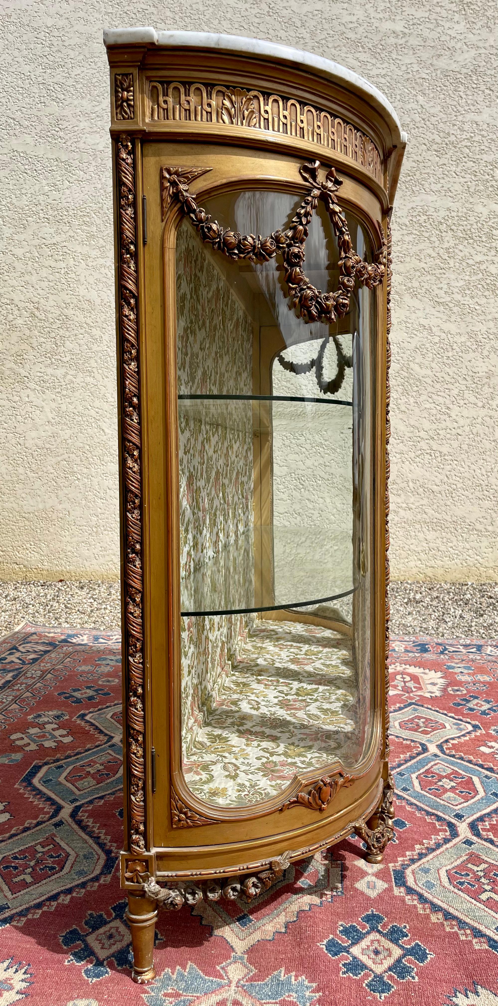 Vetrina in legno dorato e Wood Wood del XIX secolo, stile Luigi XVI in vendita 4