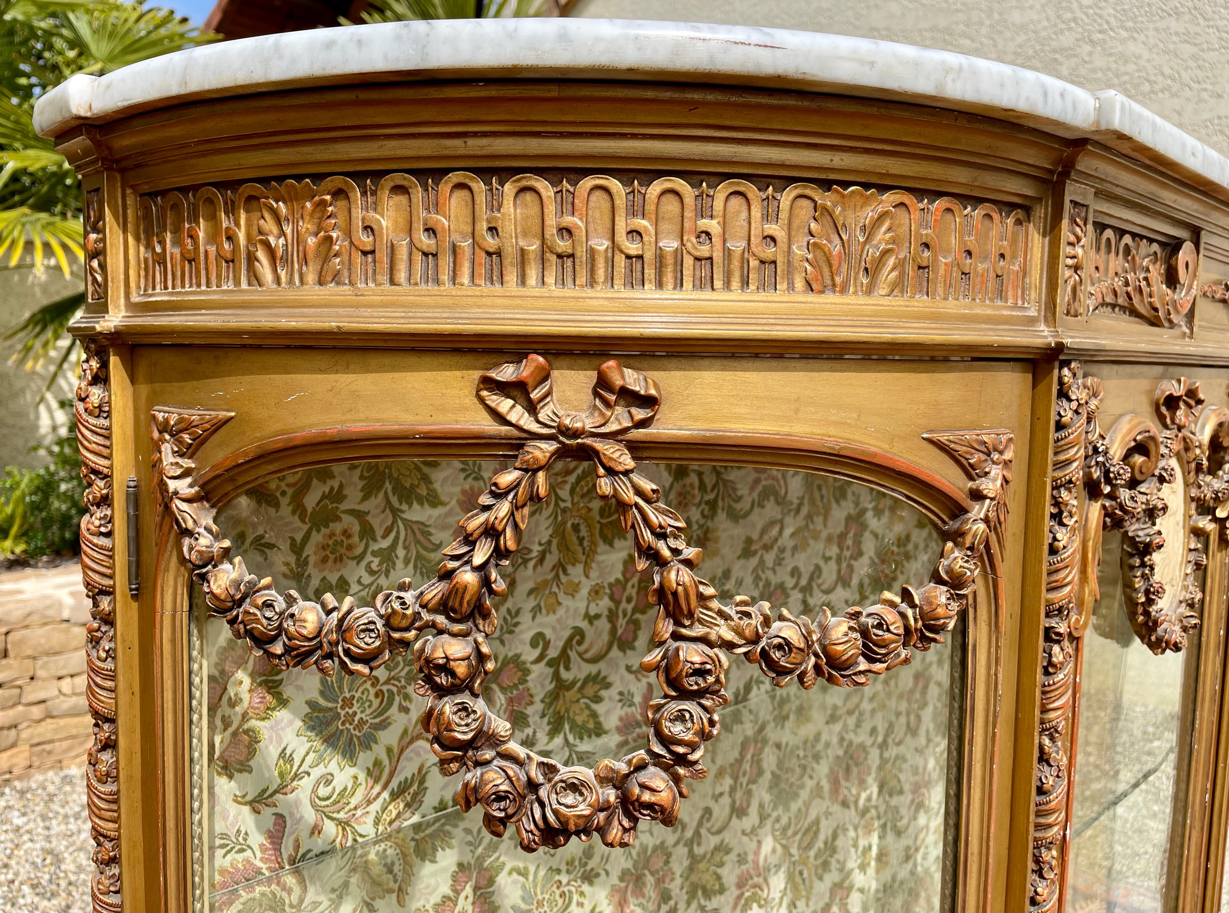 Vetrina in legno dorato e Wood Wood del XIX secolo, stile Luigi XVI in vendita 5