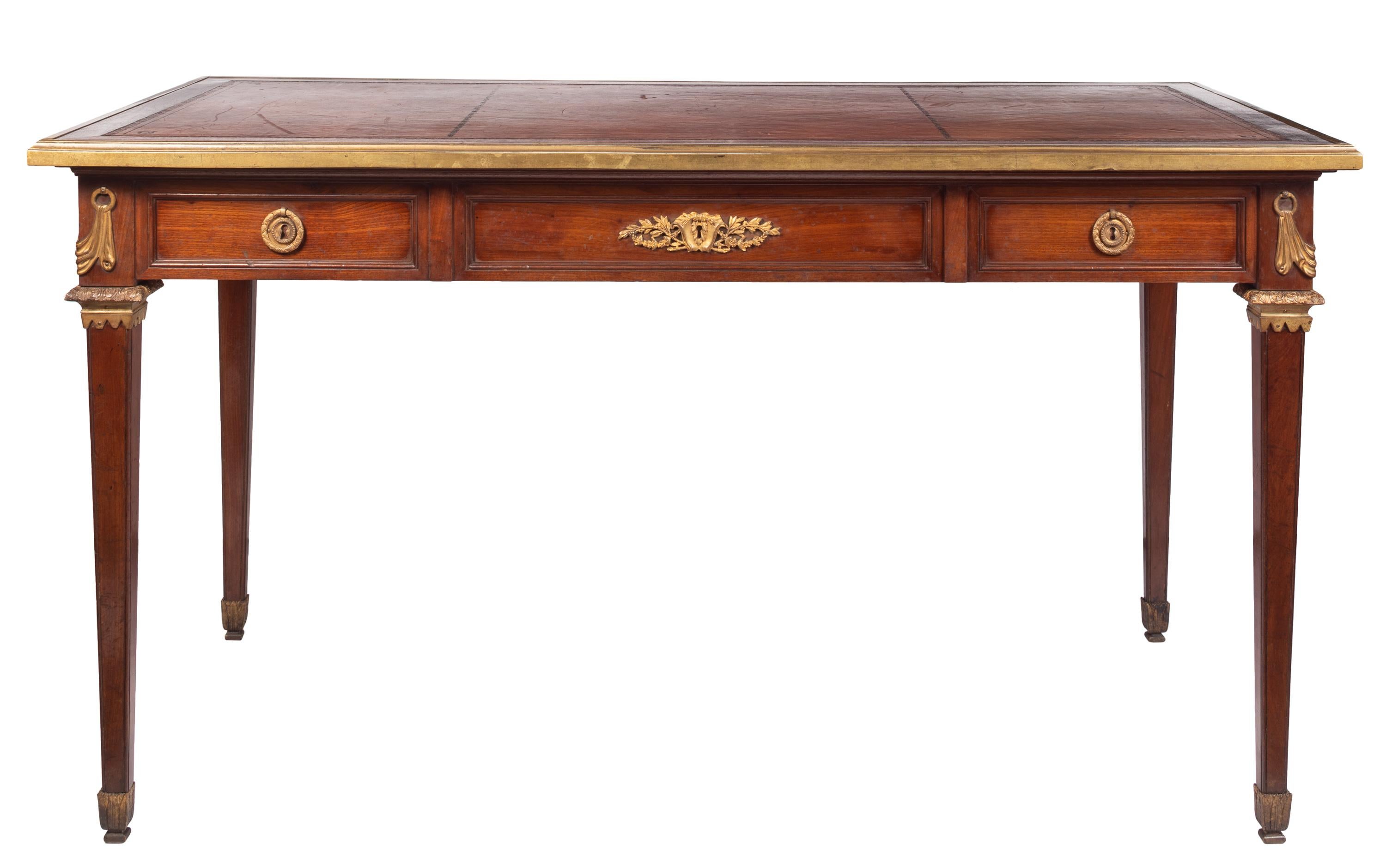 Schreibtisch mit Lederplatte im Louis-XVI.-Stil des 19. Jahrhunderts / Bureau-Teller (Louis XVI.) im Angebot
