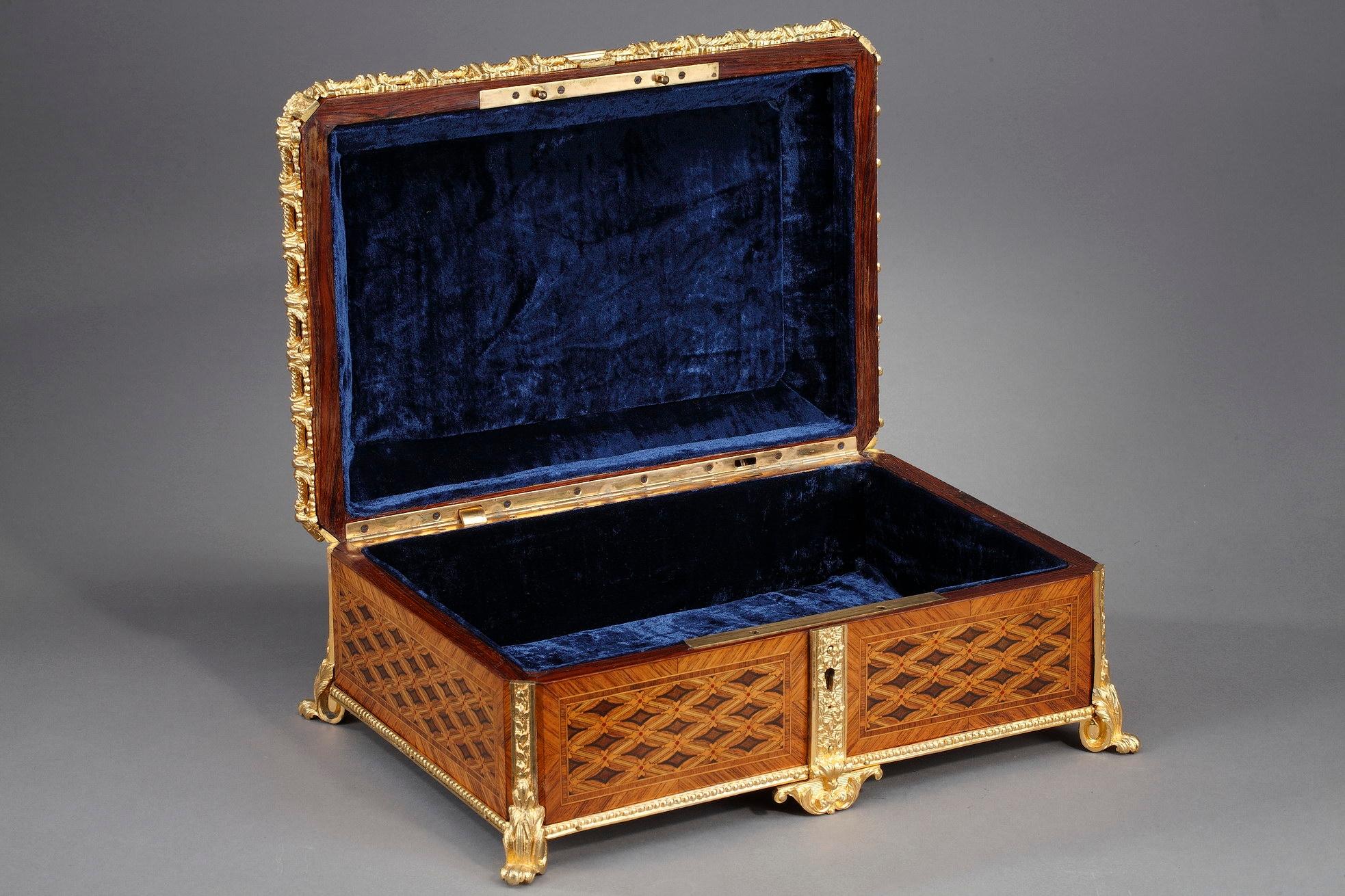 19th Century Louis XVI-Style Marquetry Jewelry Box 1