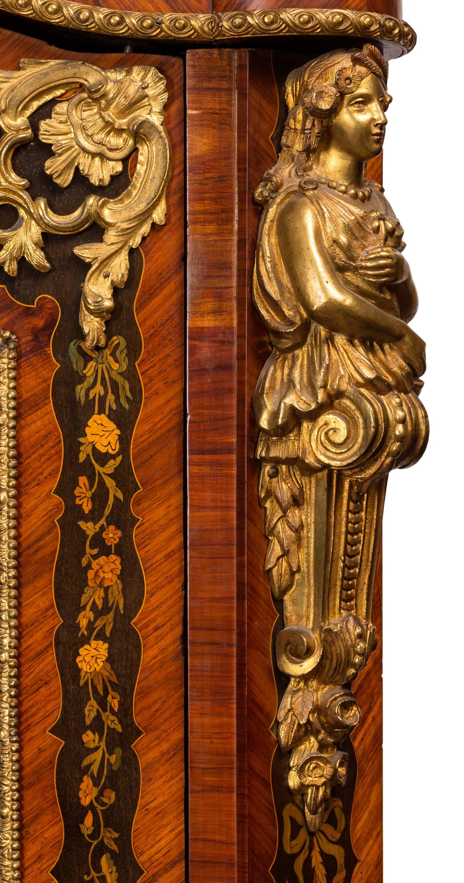 19th Century Louis XVI Style Mirror Front Armoire or Wardrobe with Marquetry In Good Condition In Madrid, ES