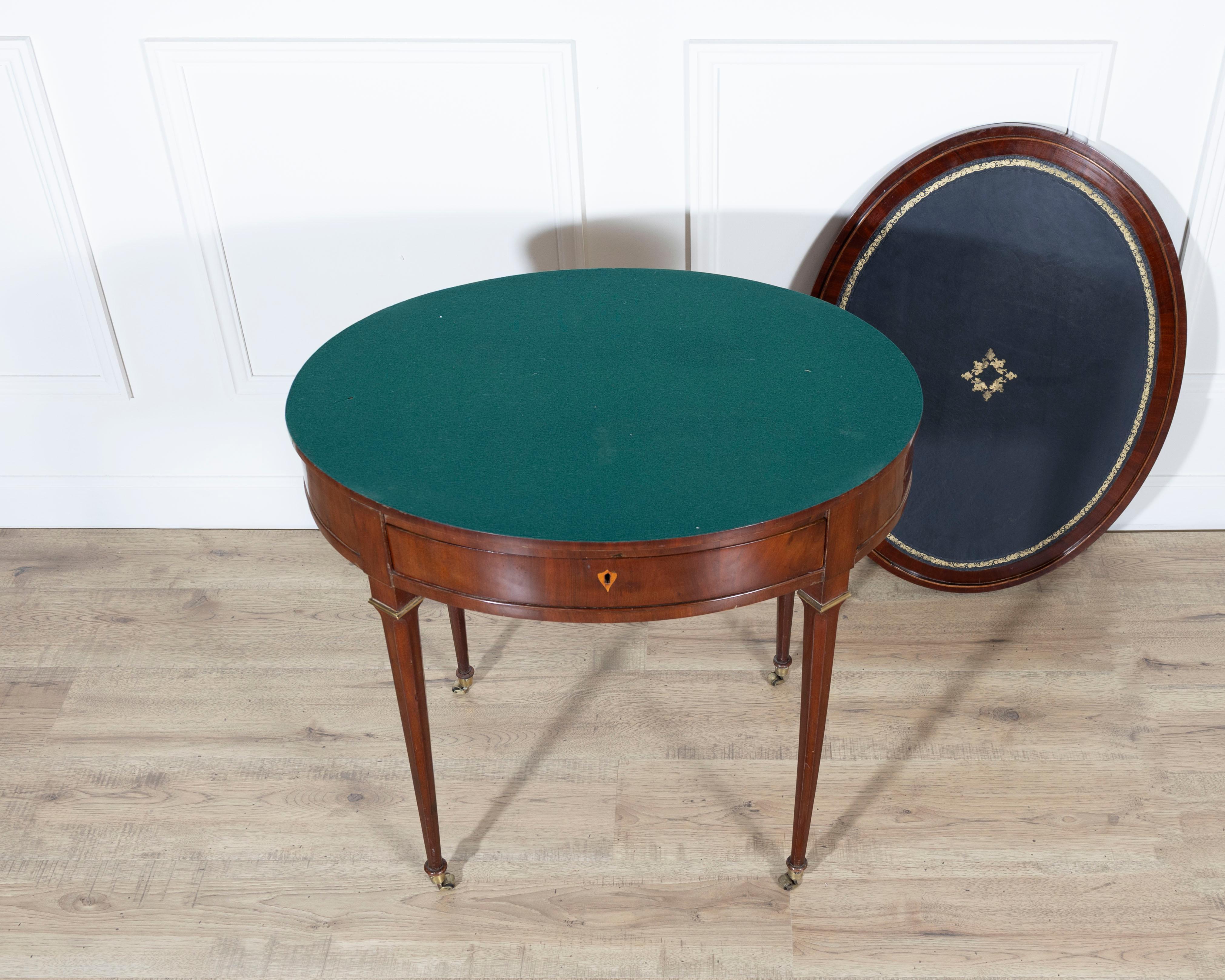 19th Century Louis XVI–Style Multifunction Oval Mahogany Table with Triple Tops For Sale 1