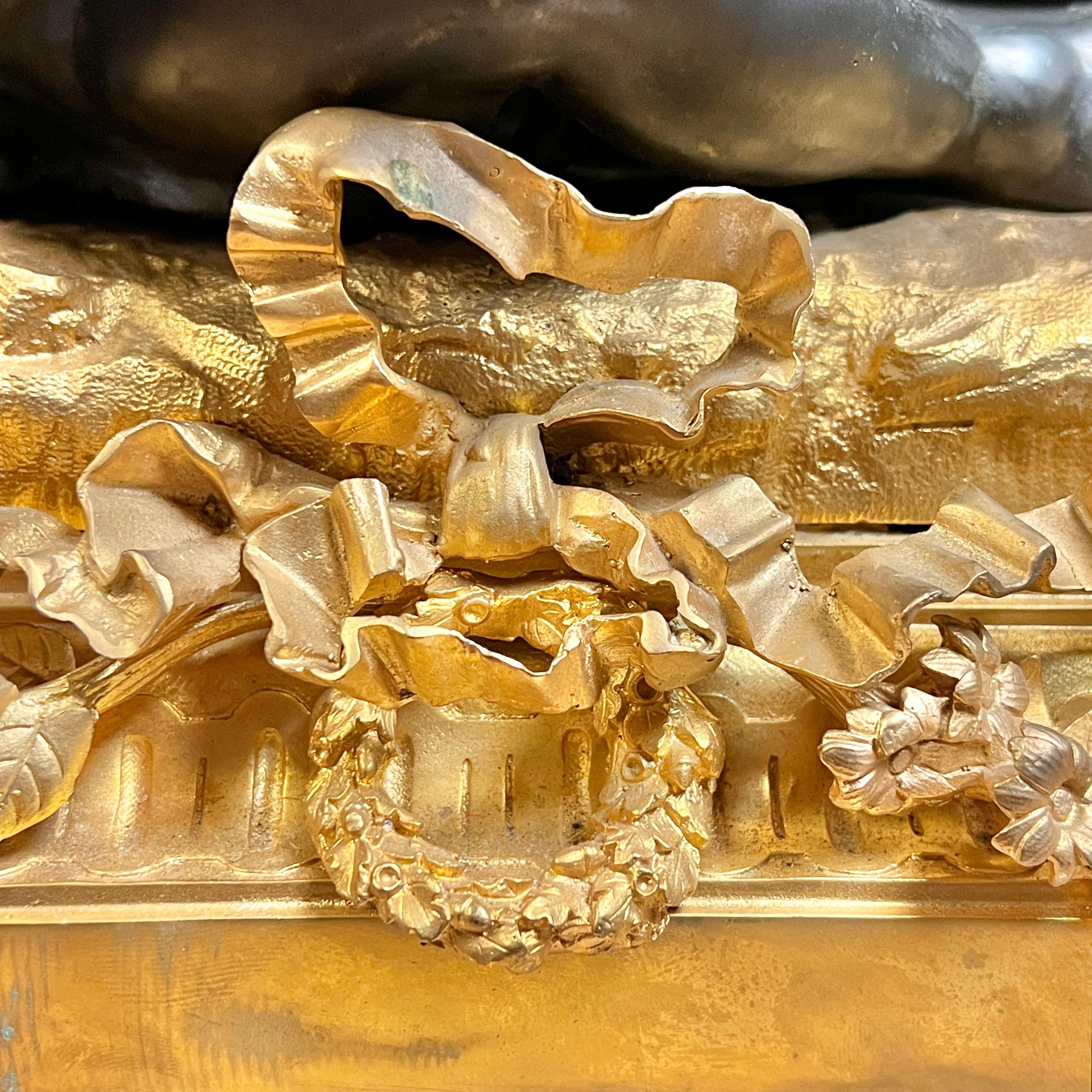 Centro de mesa de ormolu y bronce patinado estilo Luis XVI del siglo XIX en venta 1