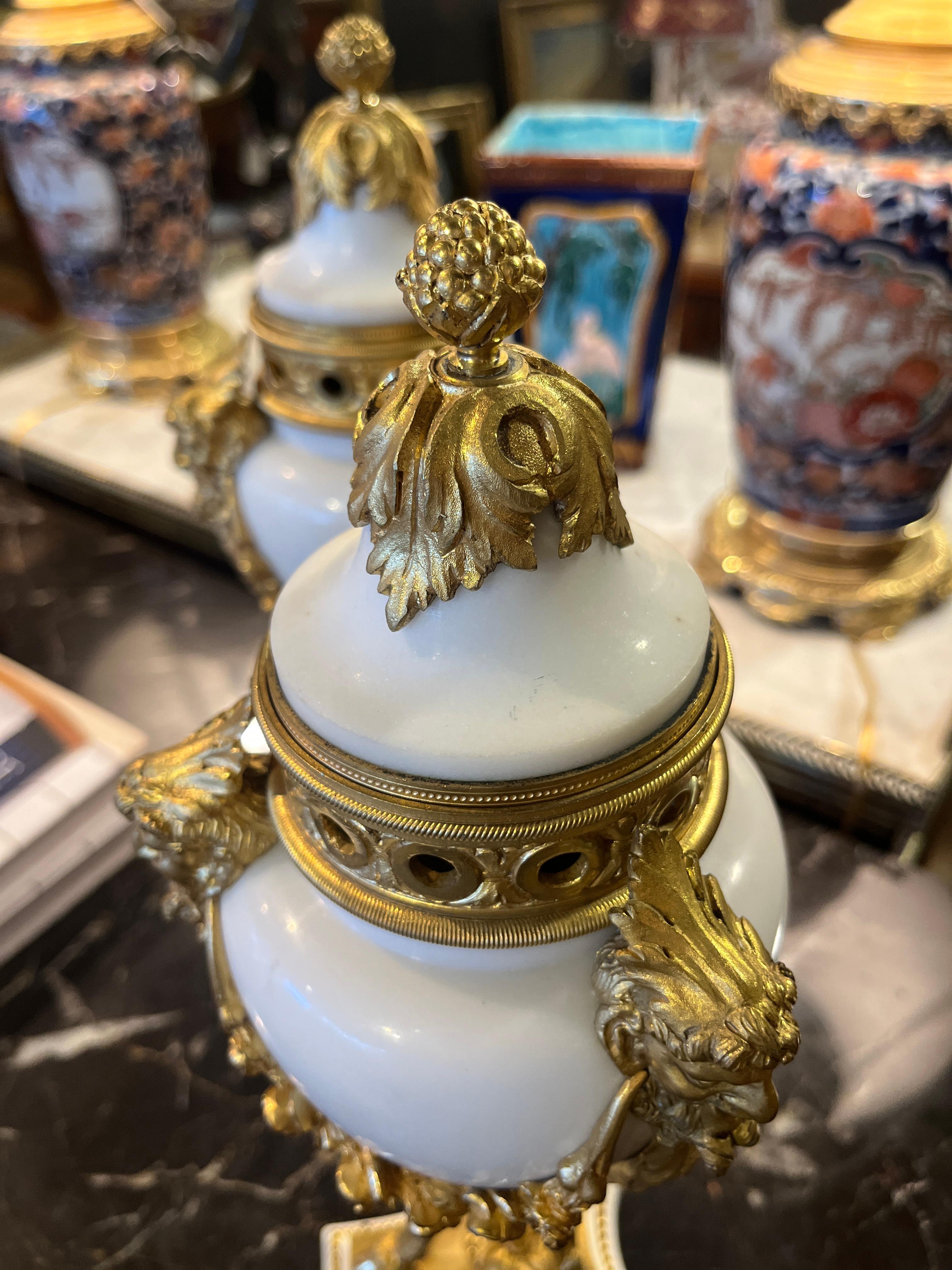 Quemadores de perfume estilo Luis XVI del siglo XIX en venta 5