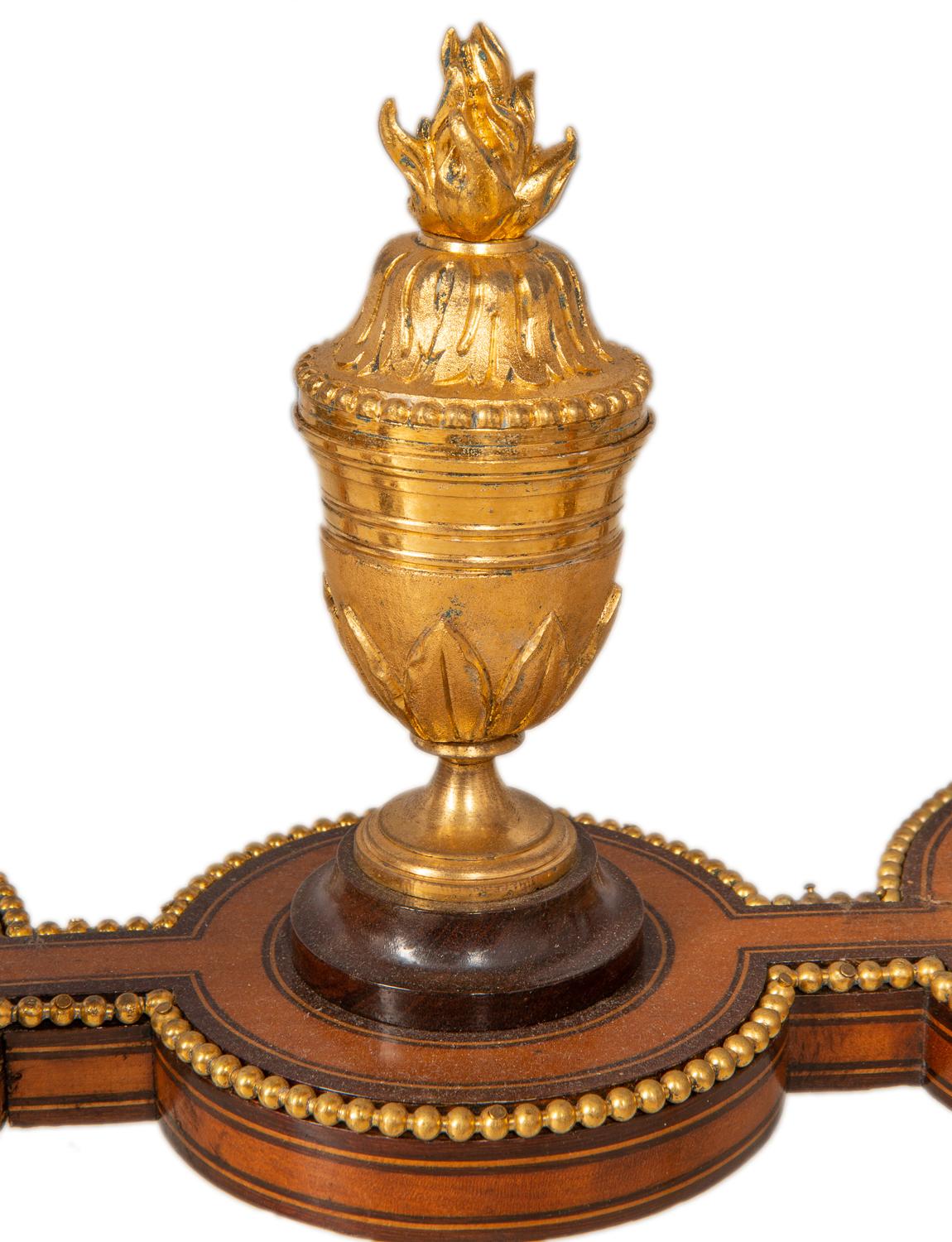 Meuble secrétaire de style Louis XVI du 19ème siècle en vente 8