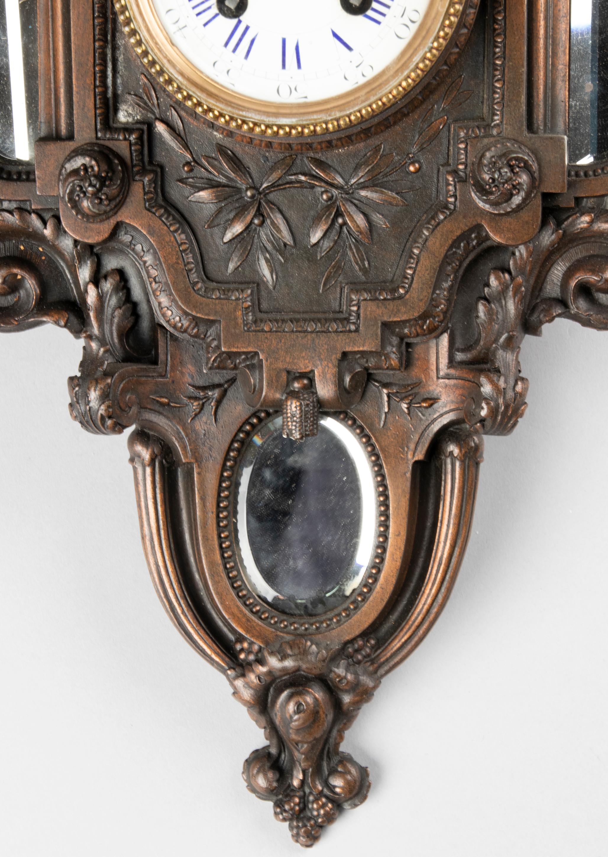 19. Jahrhundert Louis XVI Stil Spelter Wand Cartel Uhr im Angebot 3