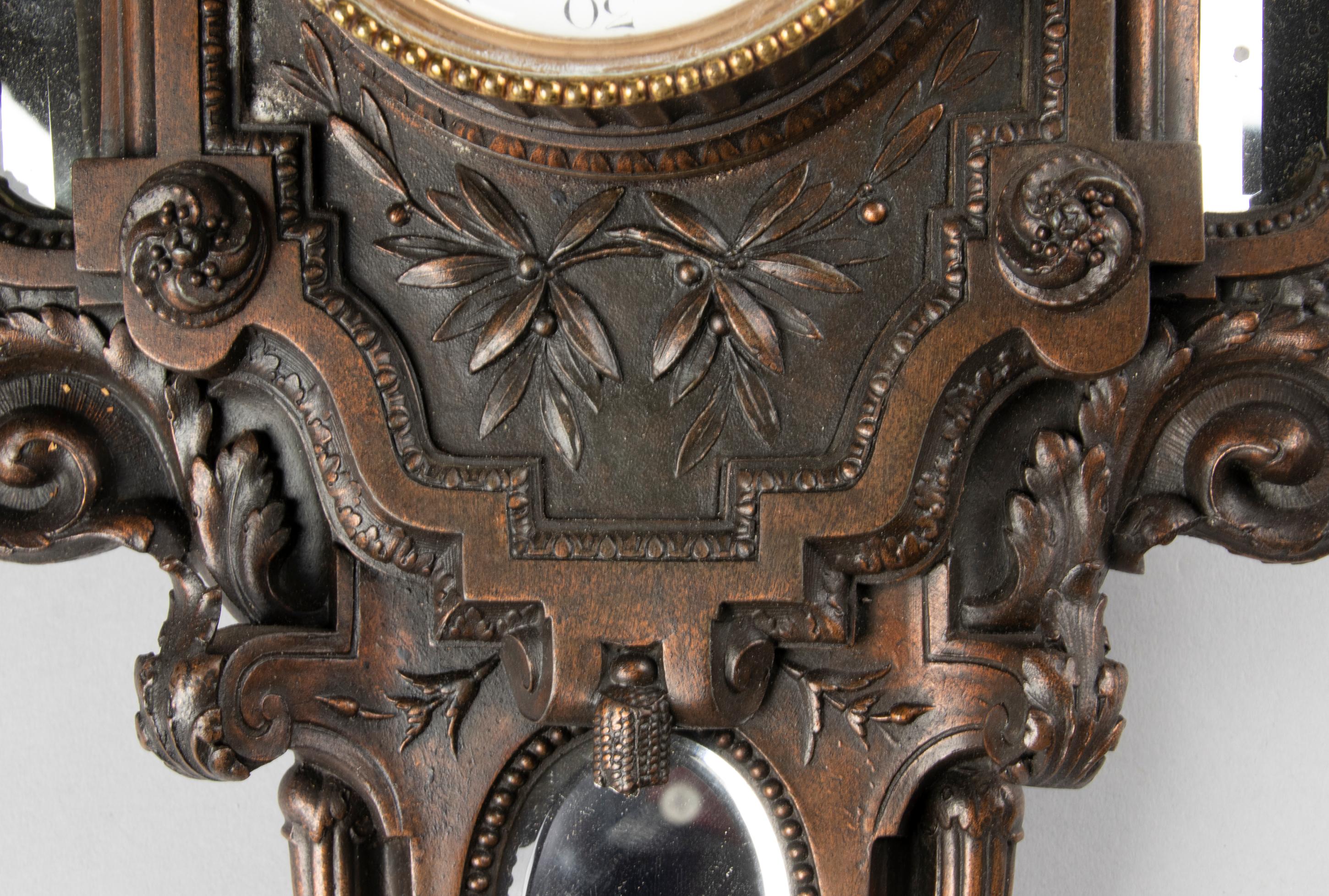19. Jahrhundert Louis XVI Stil Spelter Wand Cartel Uhr im Angebot 9