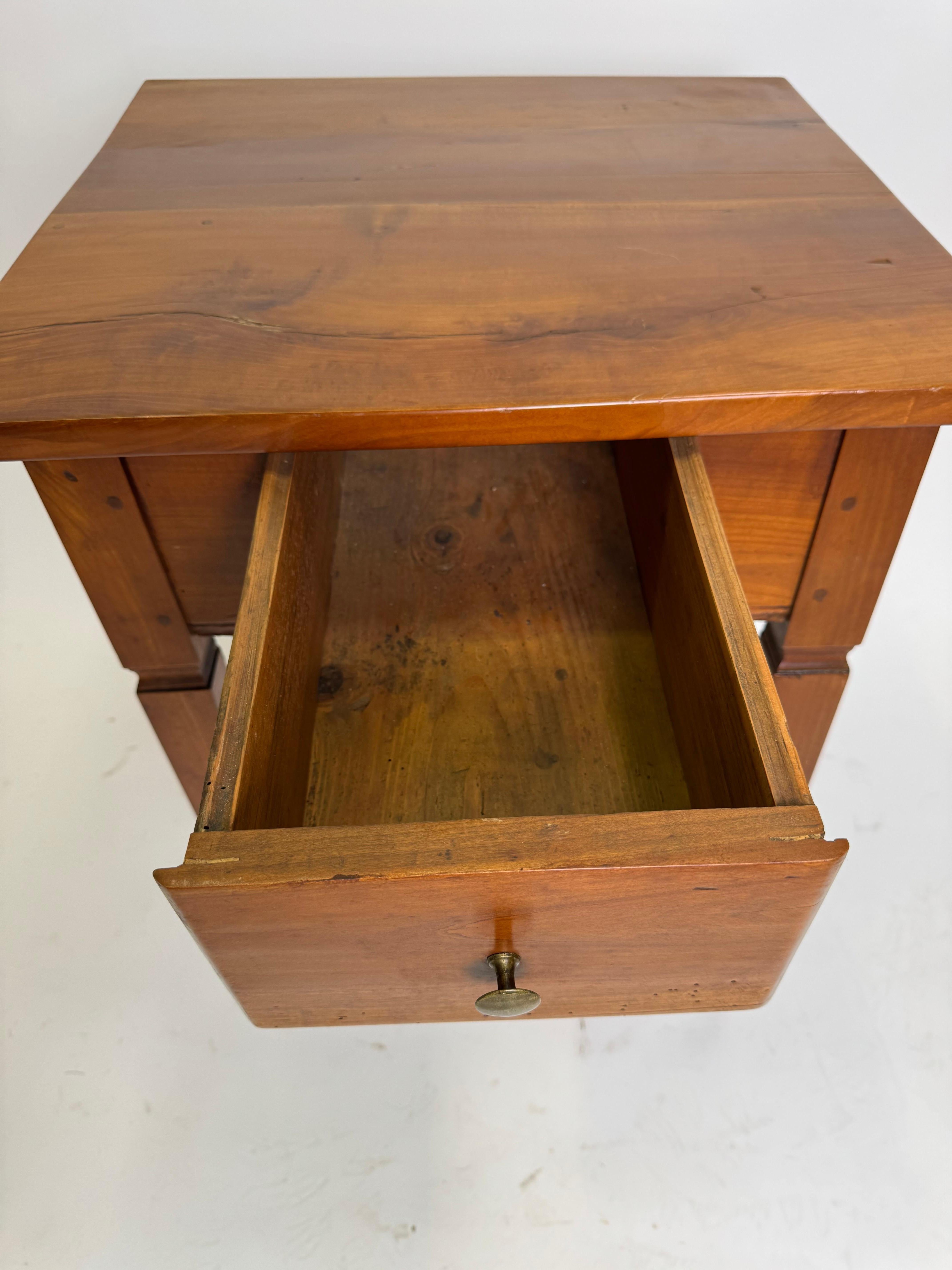 19th Century Louis XVI Style Swiss Walnut Table with Drawer For Sale 3