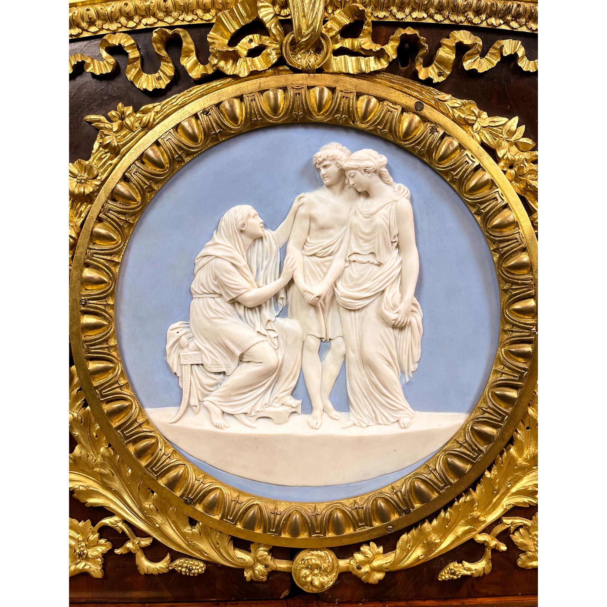 Kommode aus Wedgwood im Louis-XVI.-Stil des 19. Jahrhunderts, Vantaux  im Angebot 1
