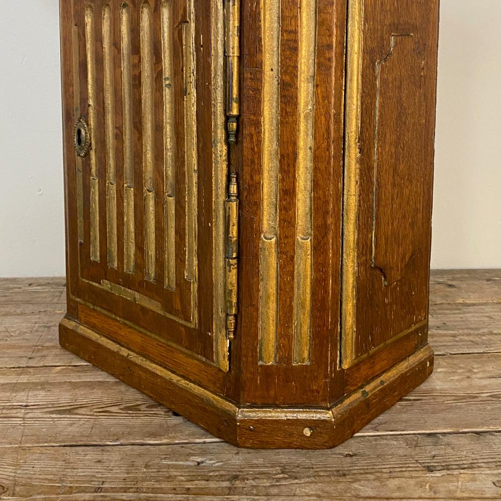 19th Century Louis XVI Wall Cabinet For Sale 3