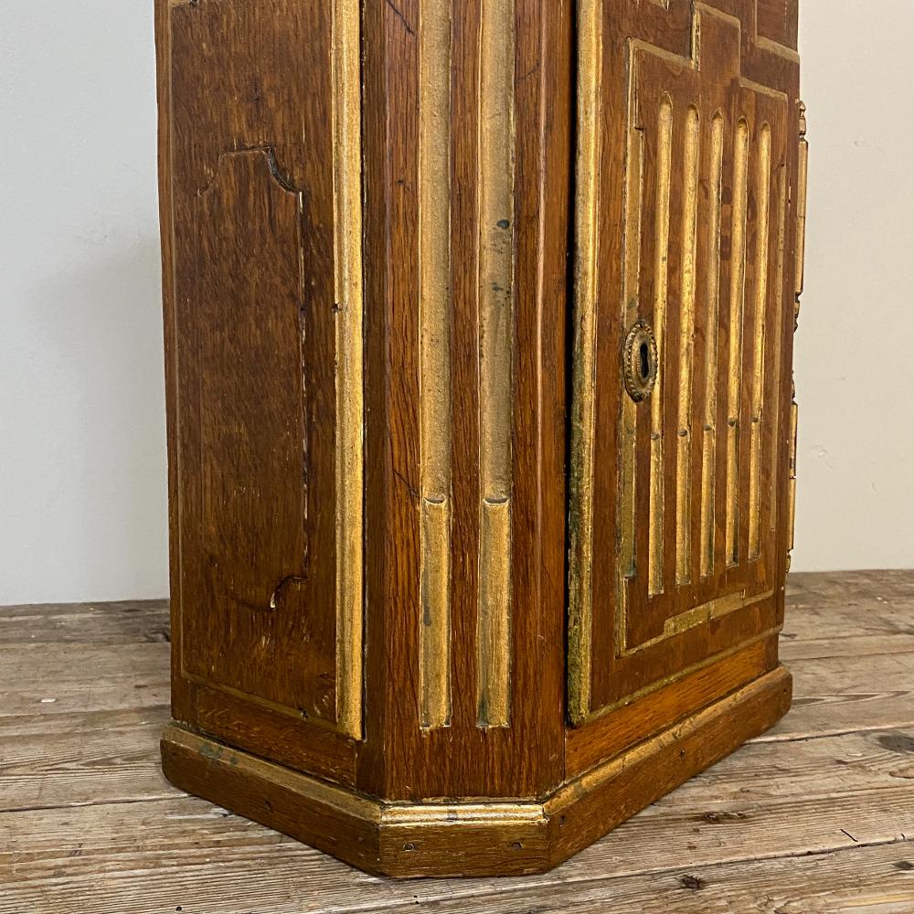 19th Century Louis XVI Wall Cabinet In Good Condition For Sale In Dallas, TX