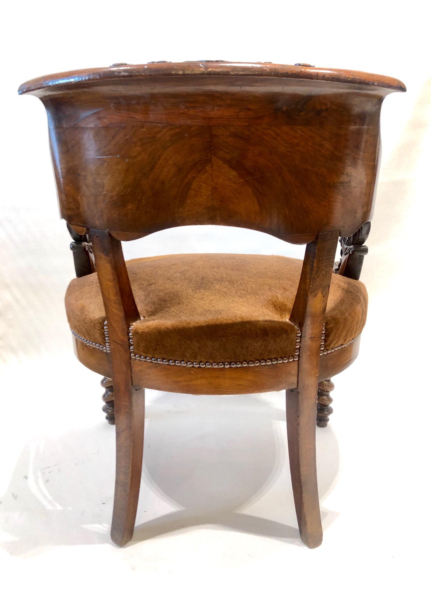 19th Century Louis Philippe Walnut Desk Chair In Excellent Condition For Sale In West Hollywood, CA