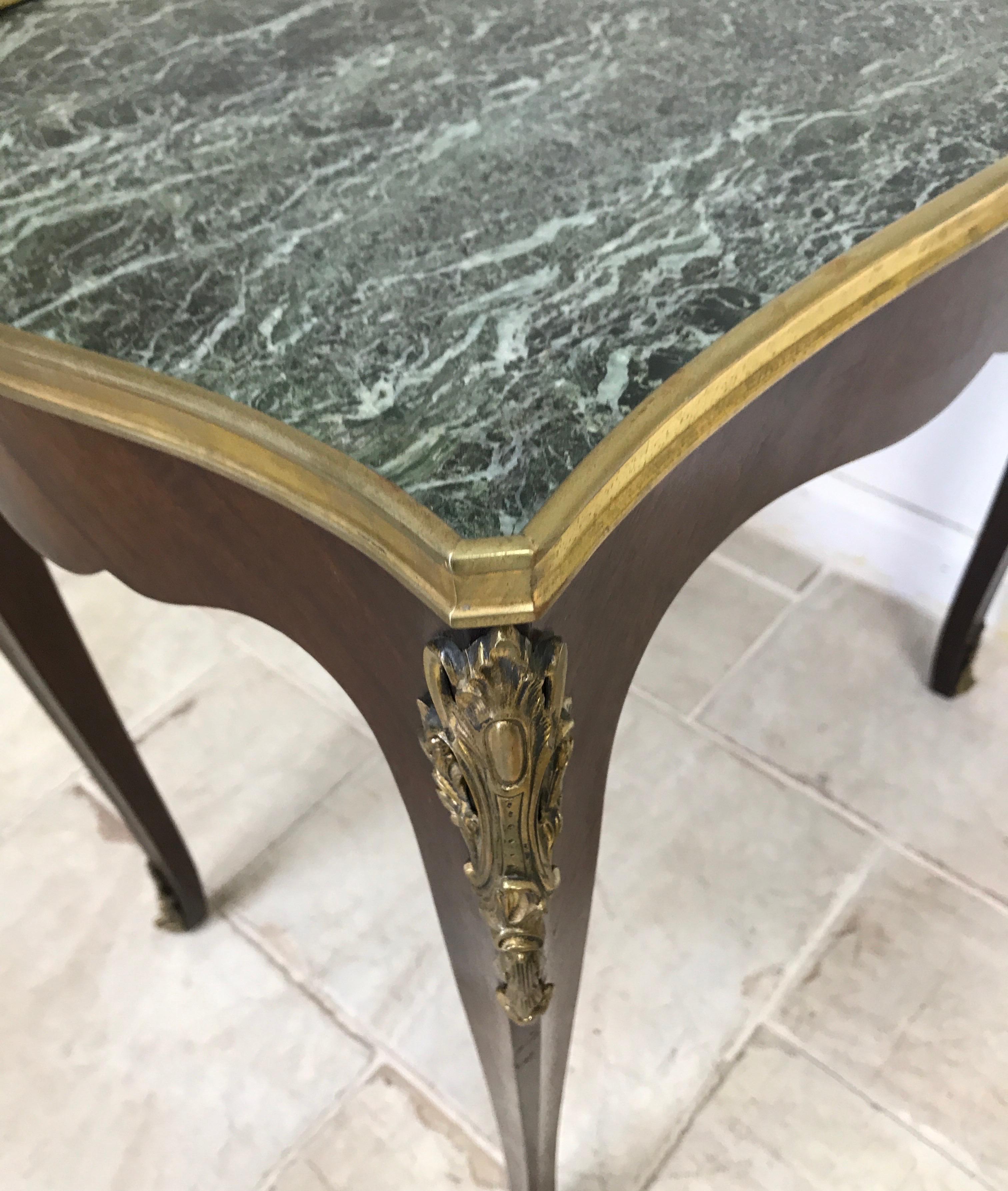 19th Century LouisXV Style Marble-Top Side Table In Good Condition For Sale In West Palm Beach, FL