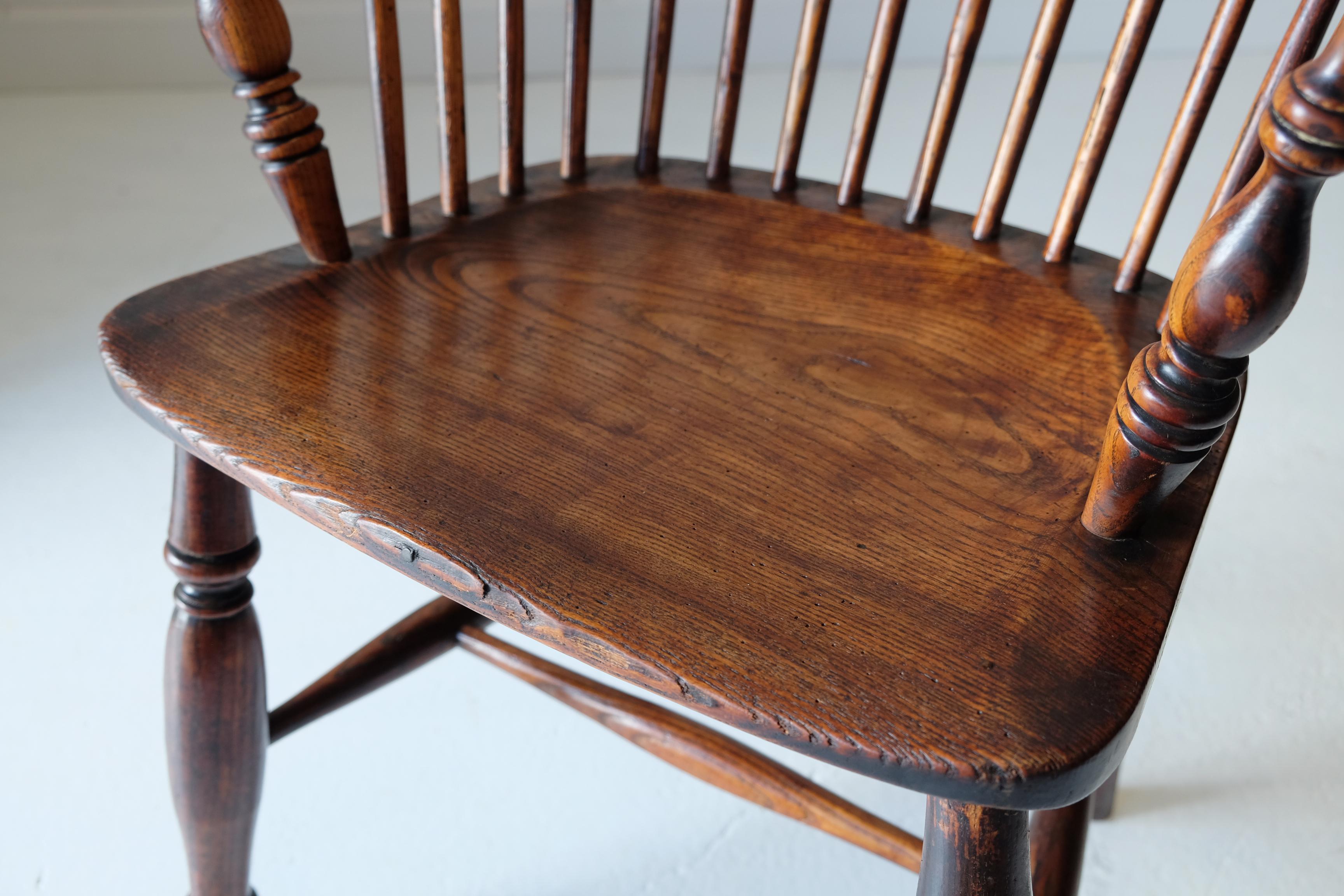 19th Century Low Back English Windsor Chair in Elm and Ash In Good Condition In Totnes, GB