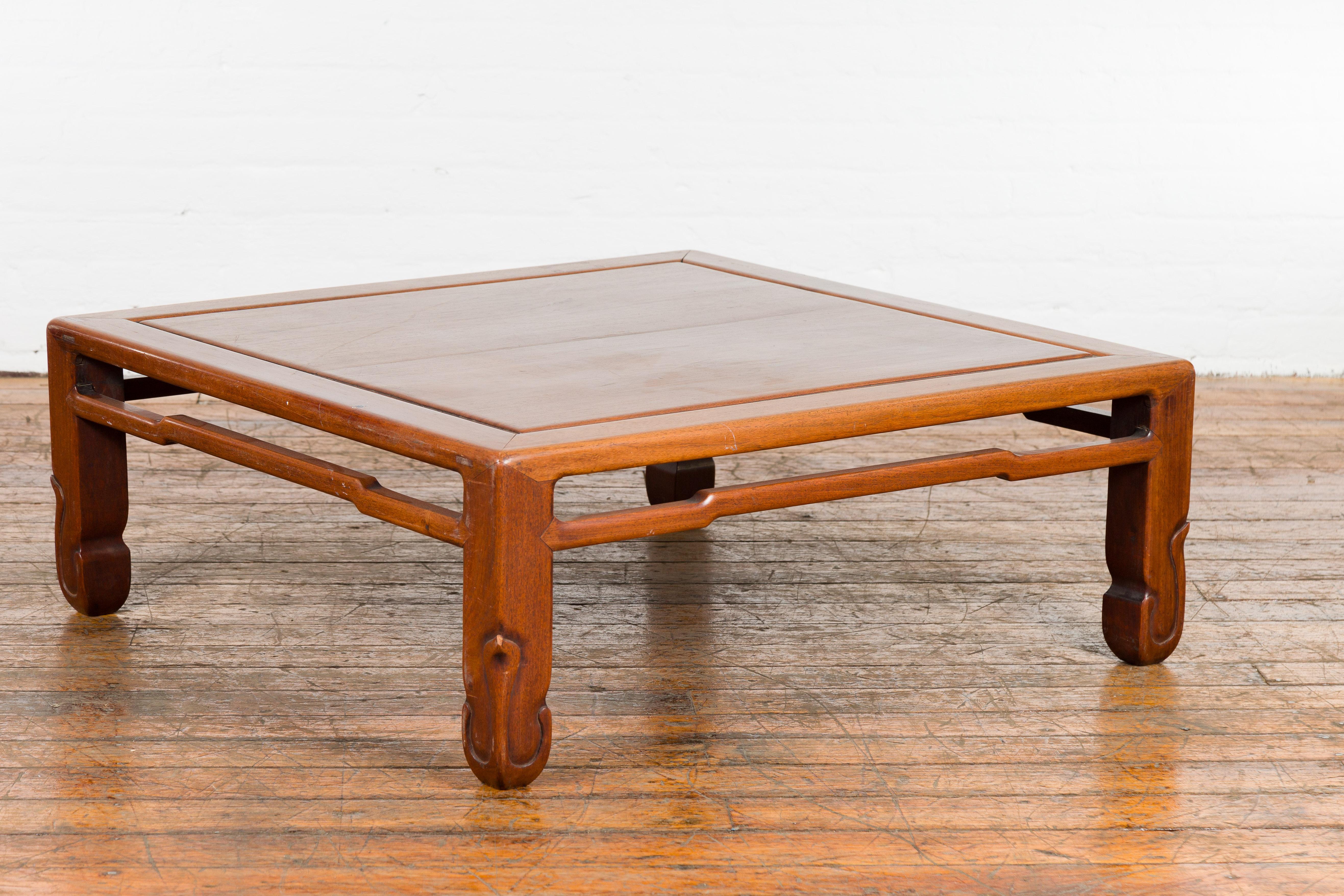 Qing 19th Century Low Kang Coffee Table with Humpback Stretcher and Horsehoof Feet For Sale