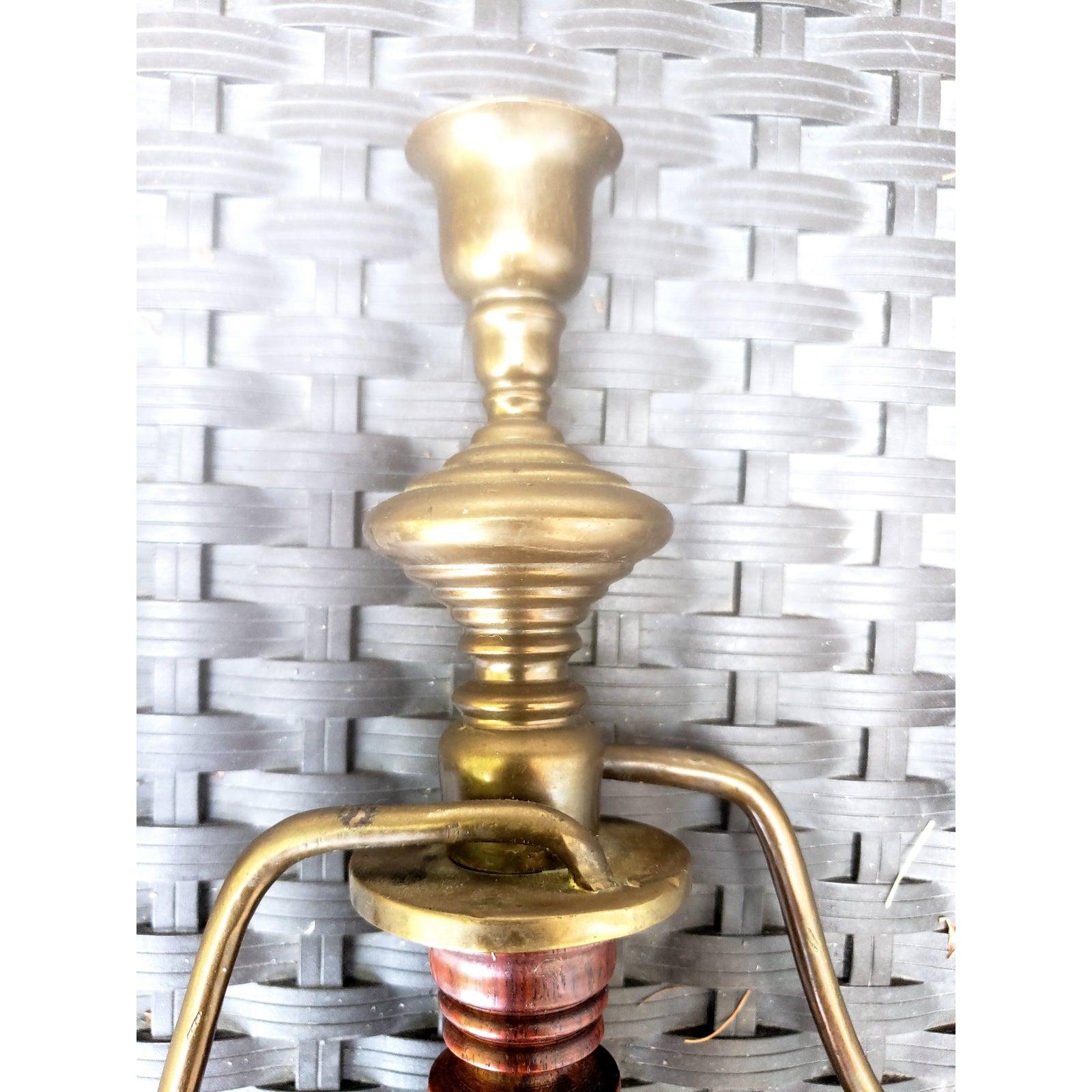 Candelabri in mogano e ottone del XIX secolo, una coppia in vendita 3