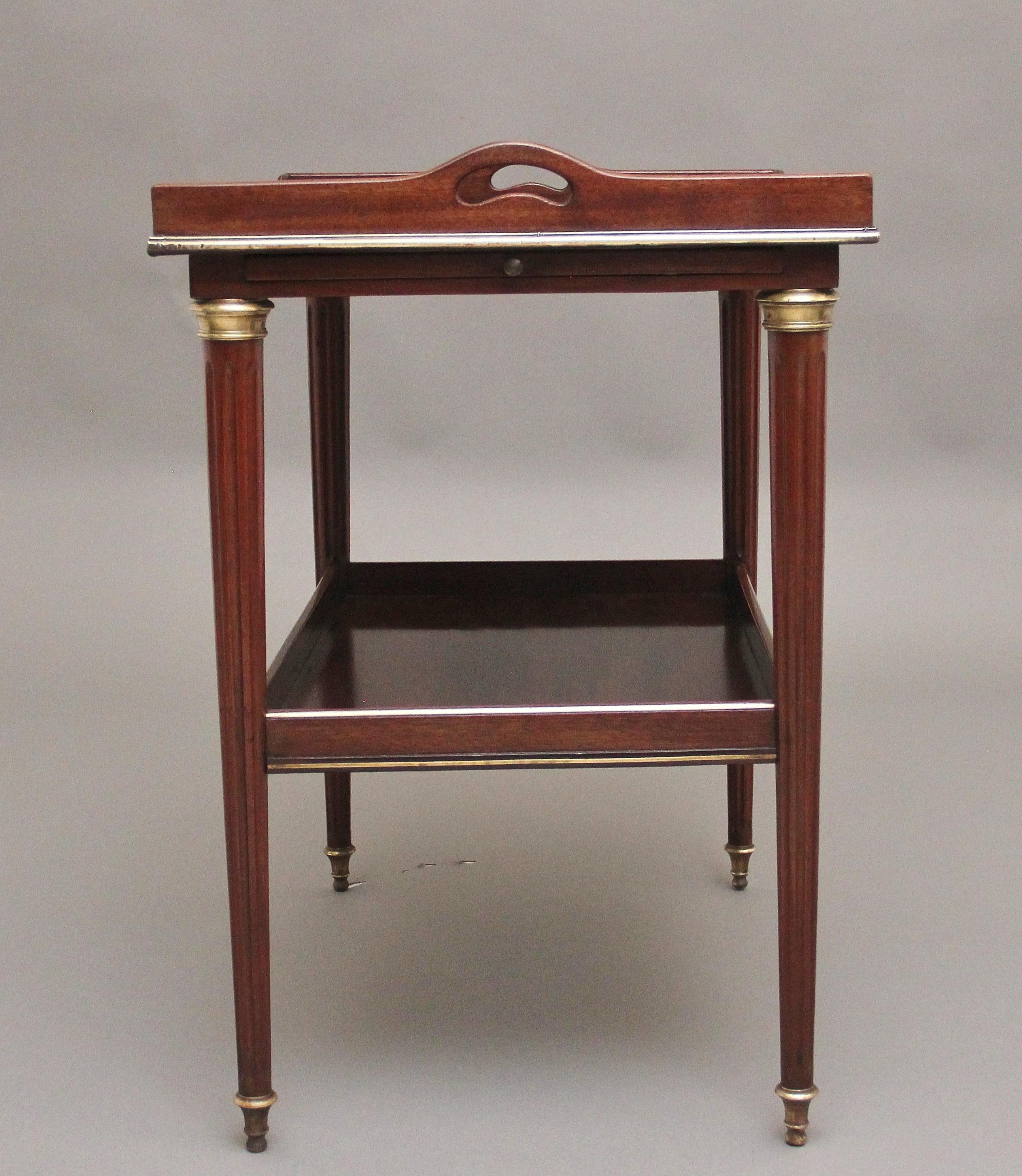 19th Century mahogany and brass inlaid occasional table In Good Condition In Martlesham, GB