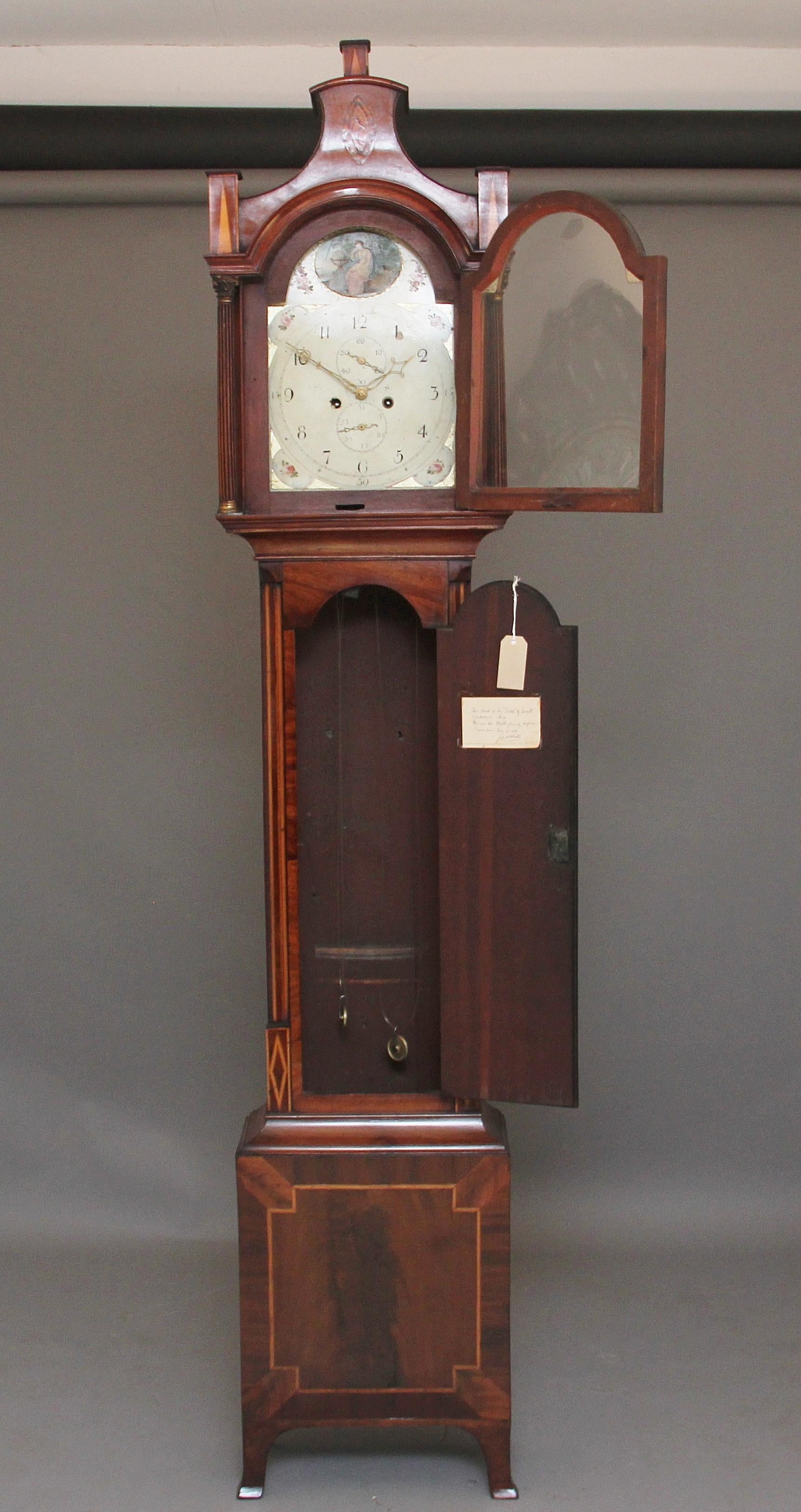 Horloge à boîtier long en acajou et marqueterie du XIXe siècle en vente 3