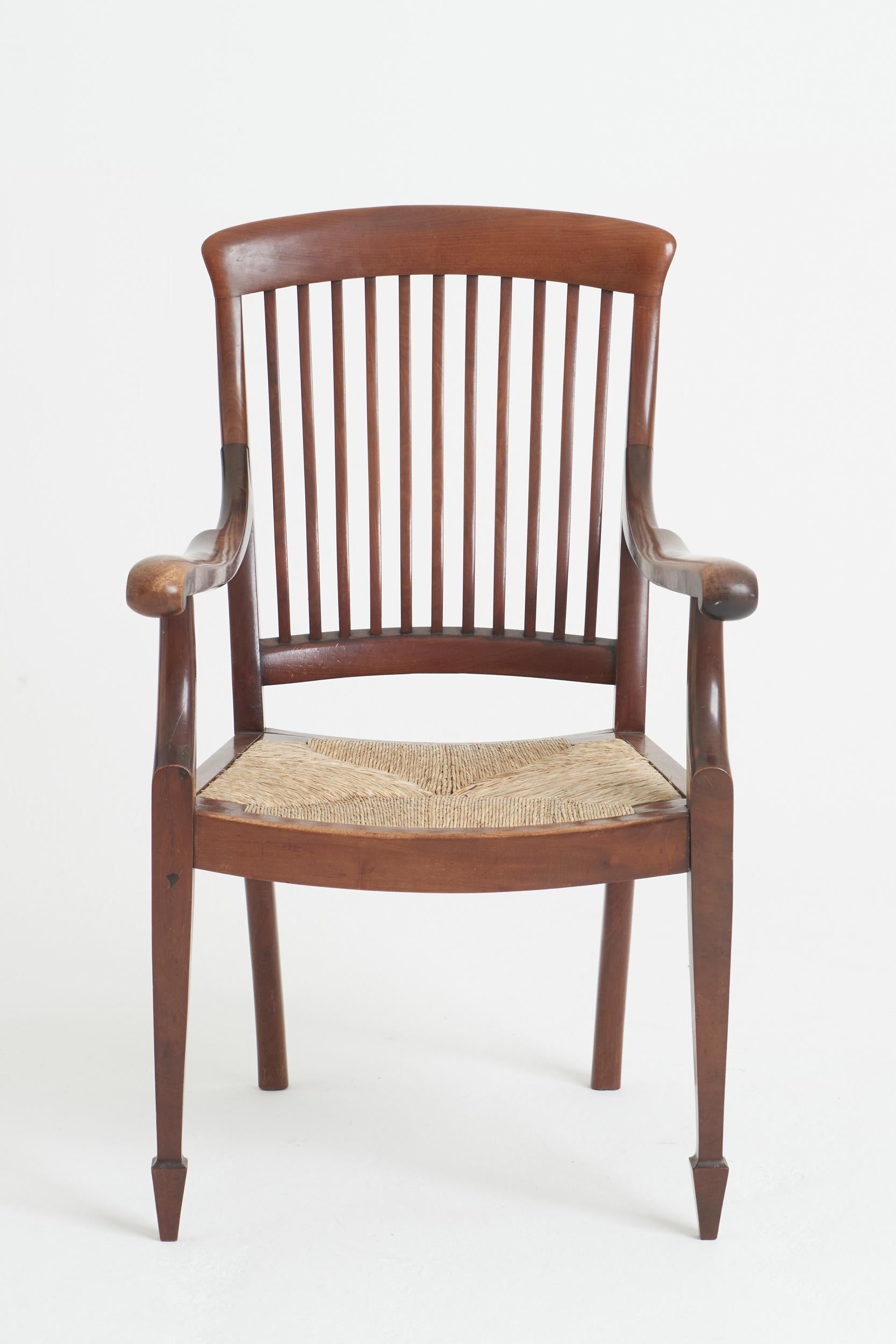 British 19th Century Mahogany Armchair For Sale
