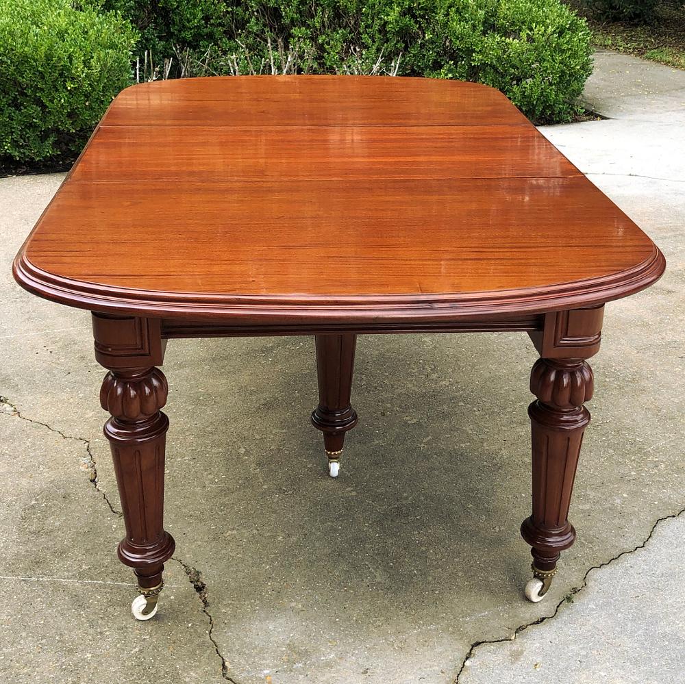 Late 19th Century 19th Century Mahogany Banquet Table with 5 Leaves