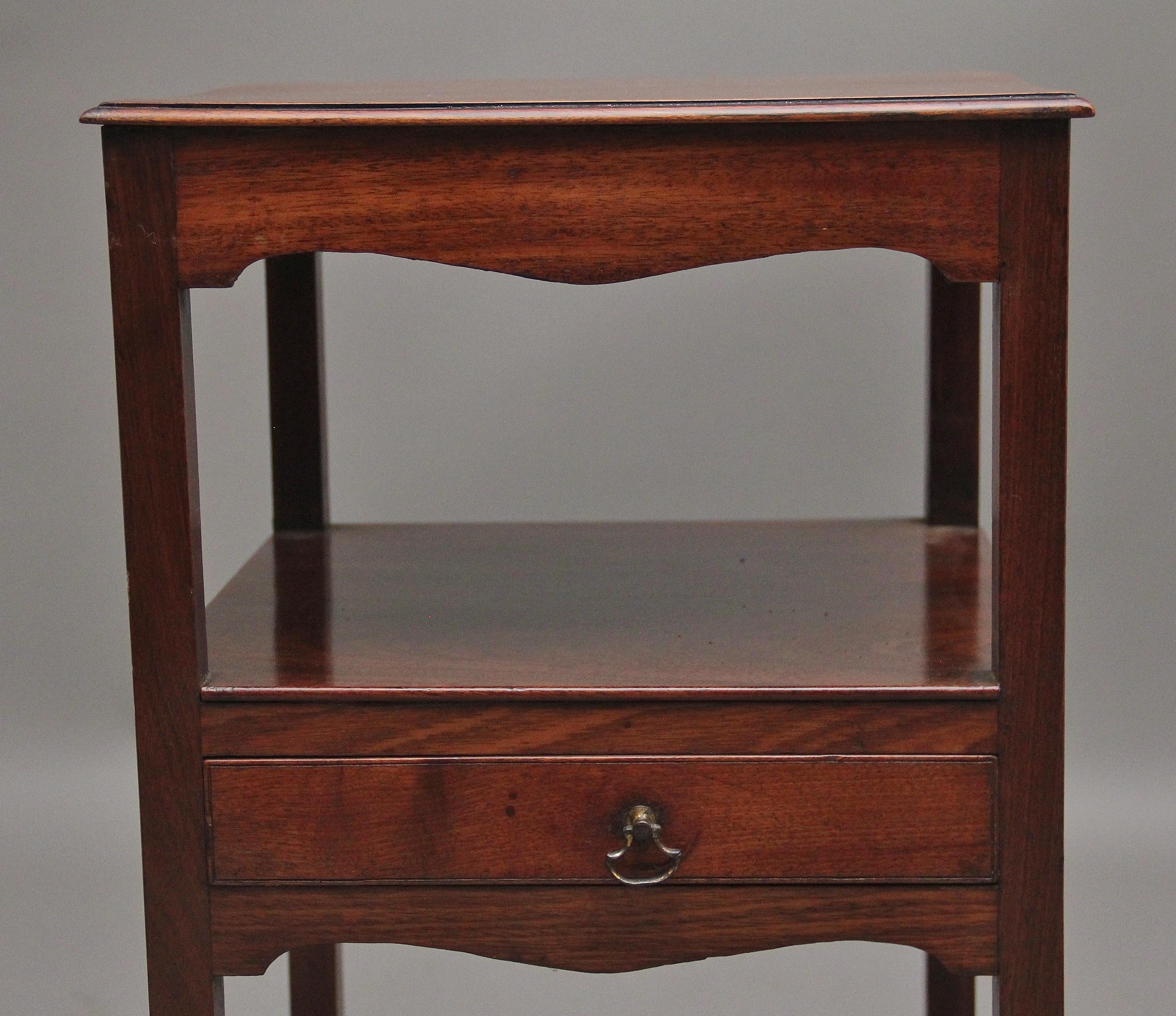 19th Century mahogany bedside table For Sale 1