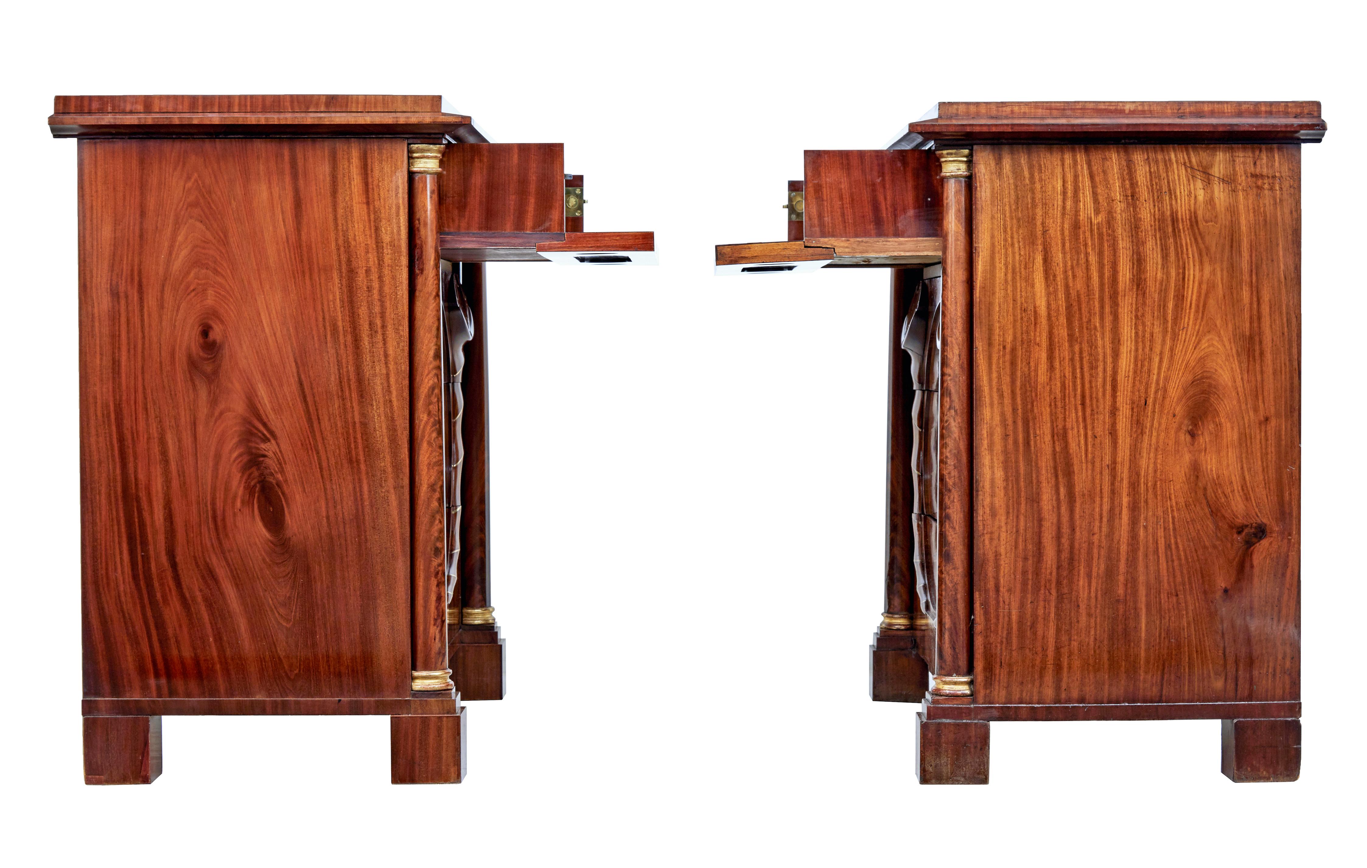 Biedermeier Sekretär Kommode aus Mahagoni des 19. (19. Jahrhundert) im Angebot