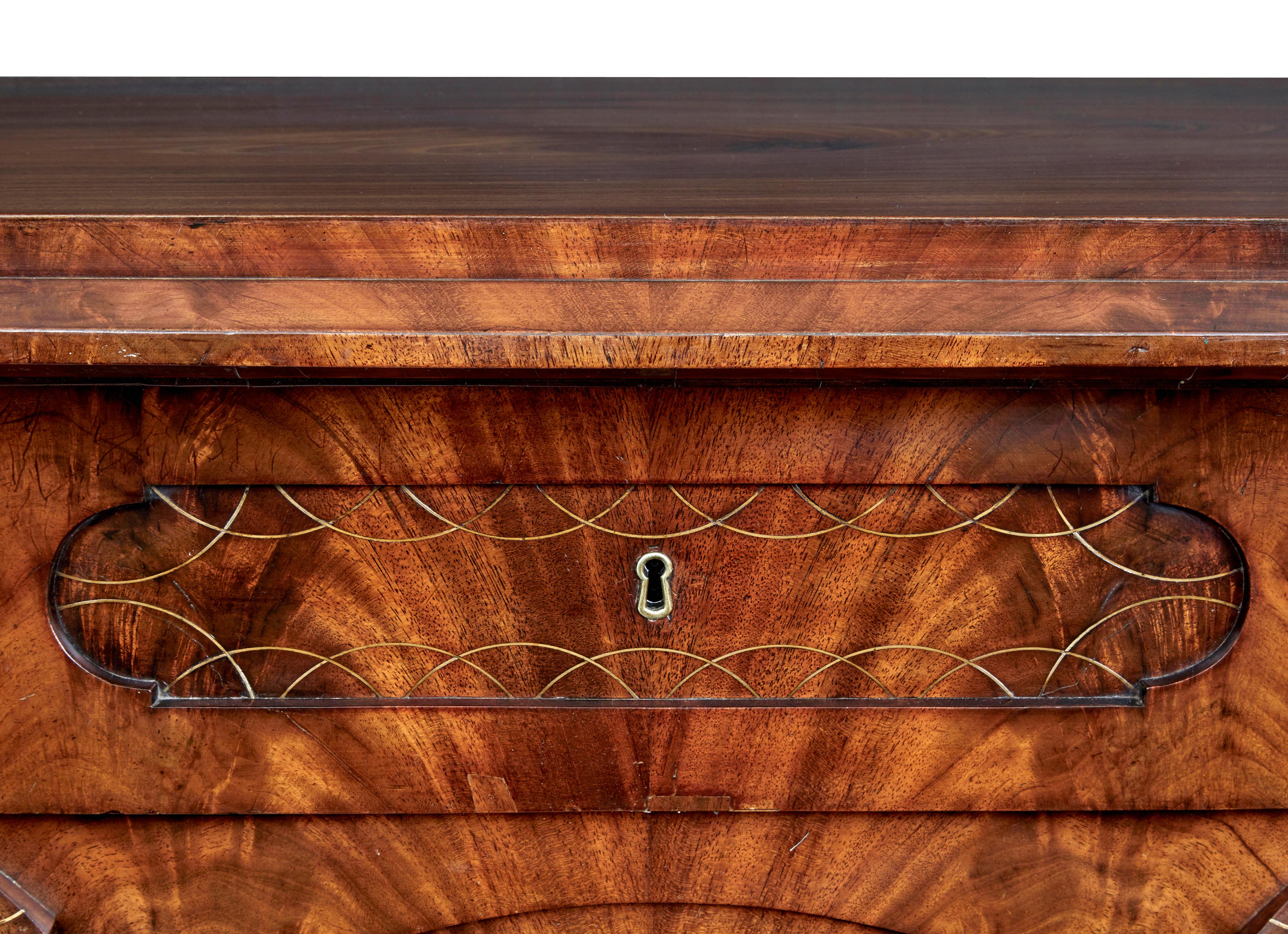 Biedermeier Sekretär Kommode aus Mahagoni des 19. im Angebot 3