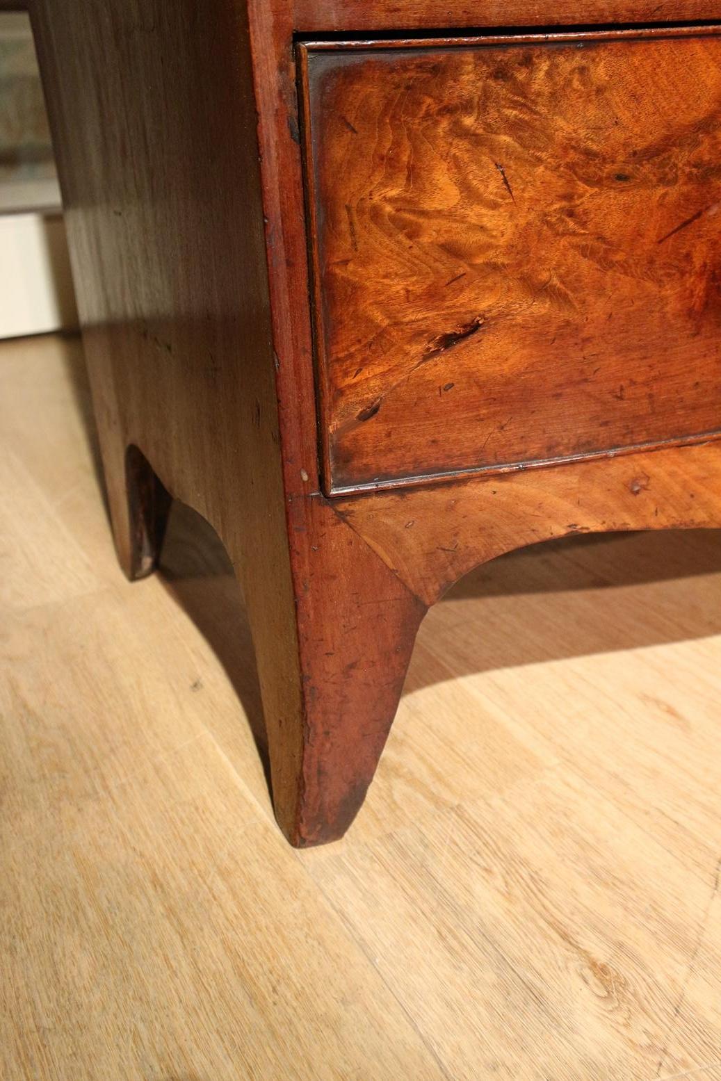 19th Century Mahogany Bow Front Chest of Drawers 3