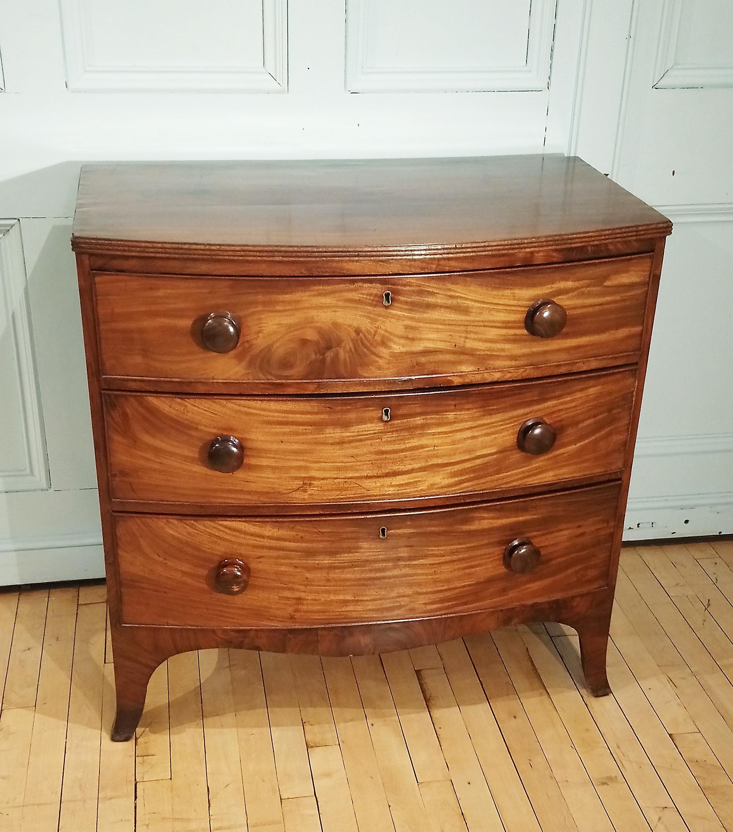 Early Victorian 19th Century Mahogany Bow Fronted Chest of Drawers