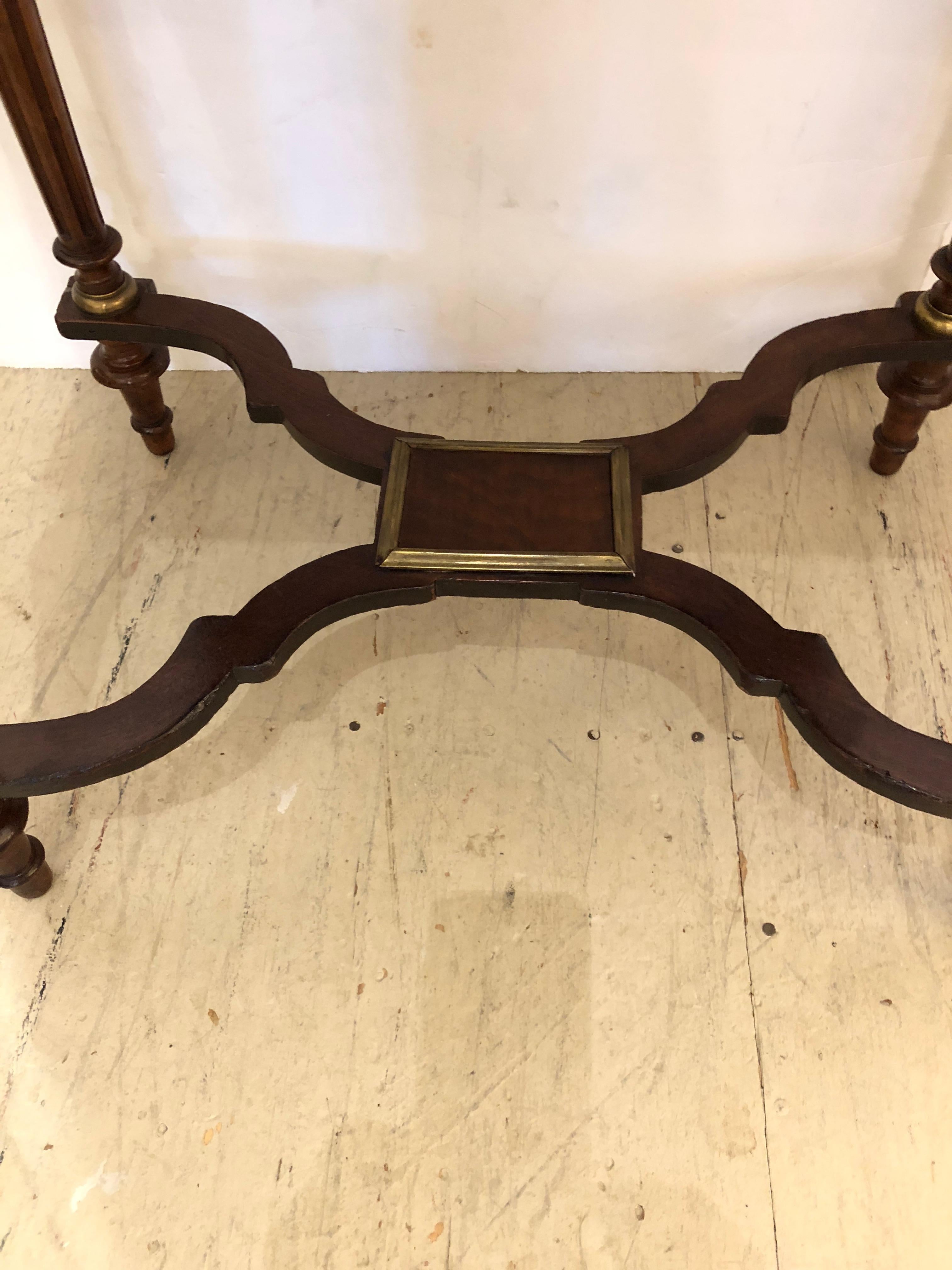 19th Century Mahogany and Brass Inlaid Side Table with Interior Compartments In Good Condition For Sale In Hopewell, NJ