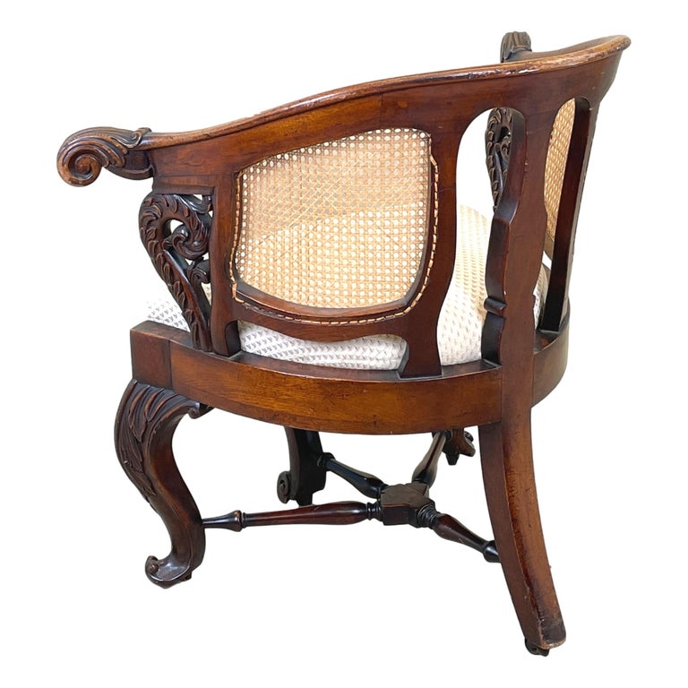 19th Century Mahogany Bürgermeister Desk Chair For Sale 3