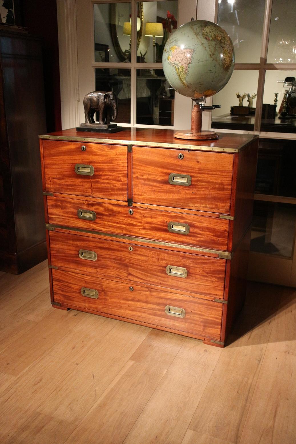 19th Century Mahogany Campaign Chest of Drawers In Excellent Condition In Eindhoven, NL