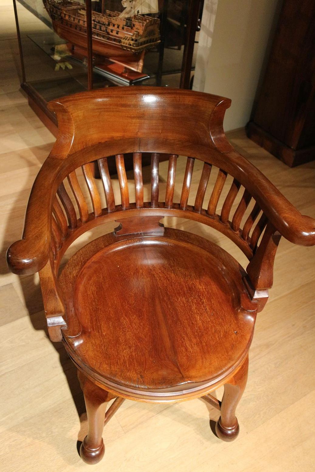 Impressive antique mahogany office chair in perfect condition. Top is rotatable. Chair is on porcelain wheels
Origin: England
Period of time: circa 1880
Size: br.68cm, D 60cm, H 86cm.