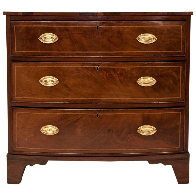 19th Century Mahogany Chest of Drawers For Sale