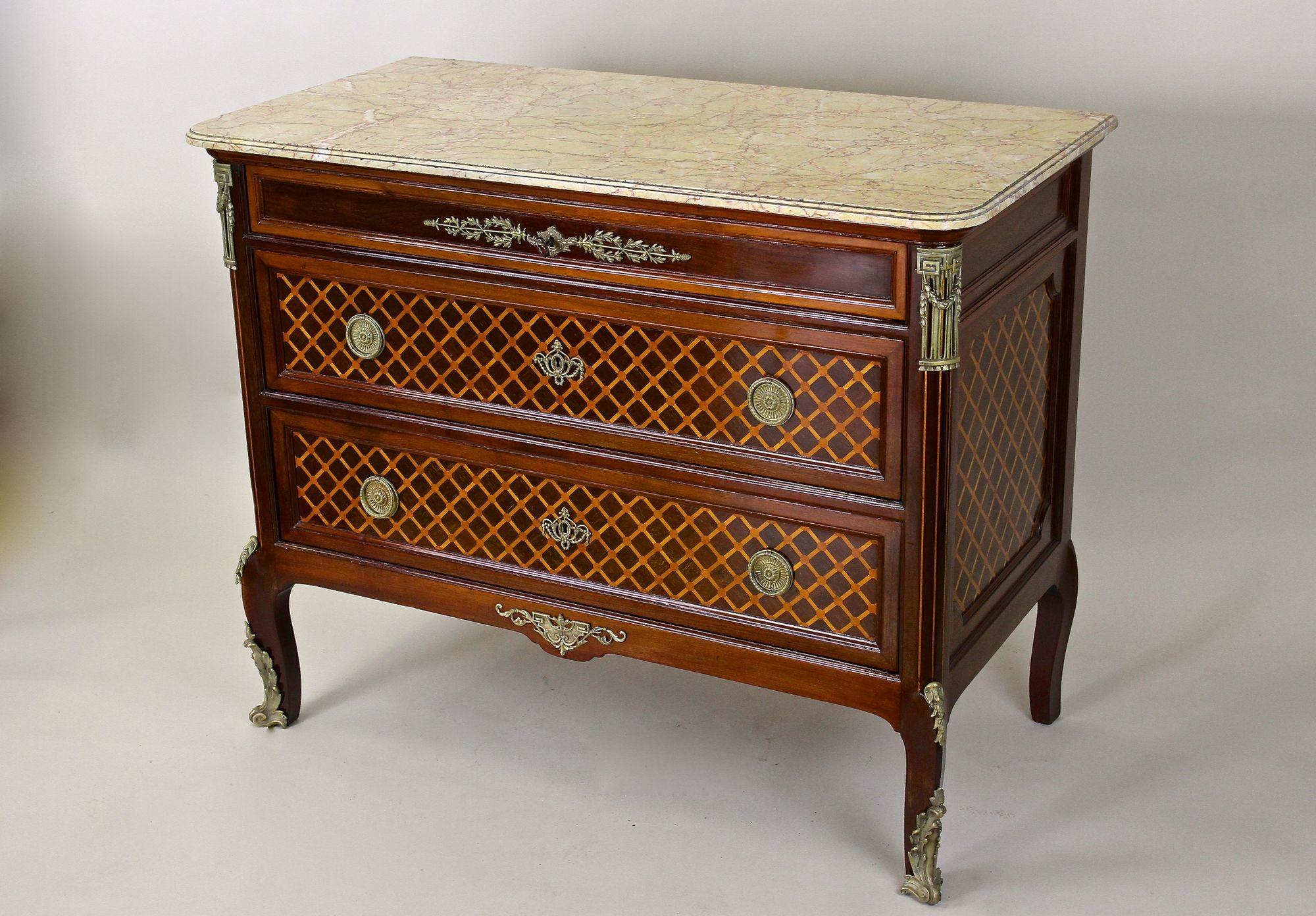 19th Century Mahogany Chest Of Drawers With Marquetry Works, France circa 1870 For Sale 13