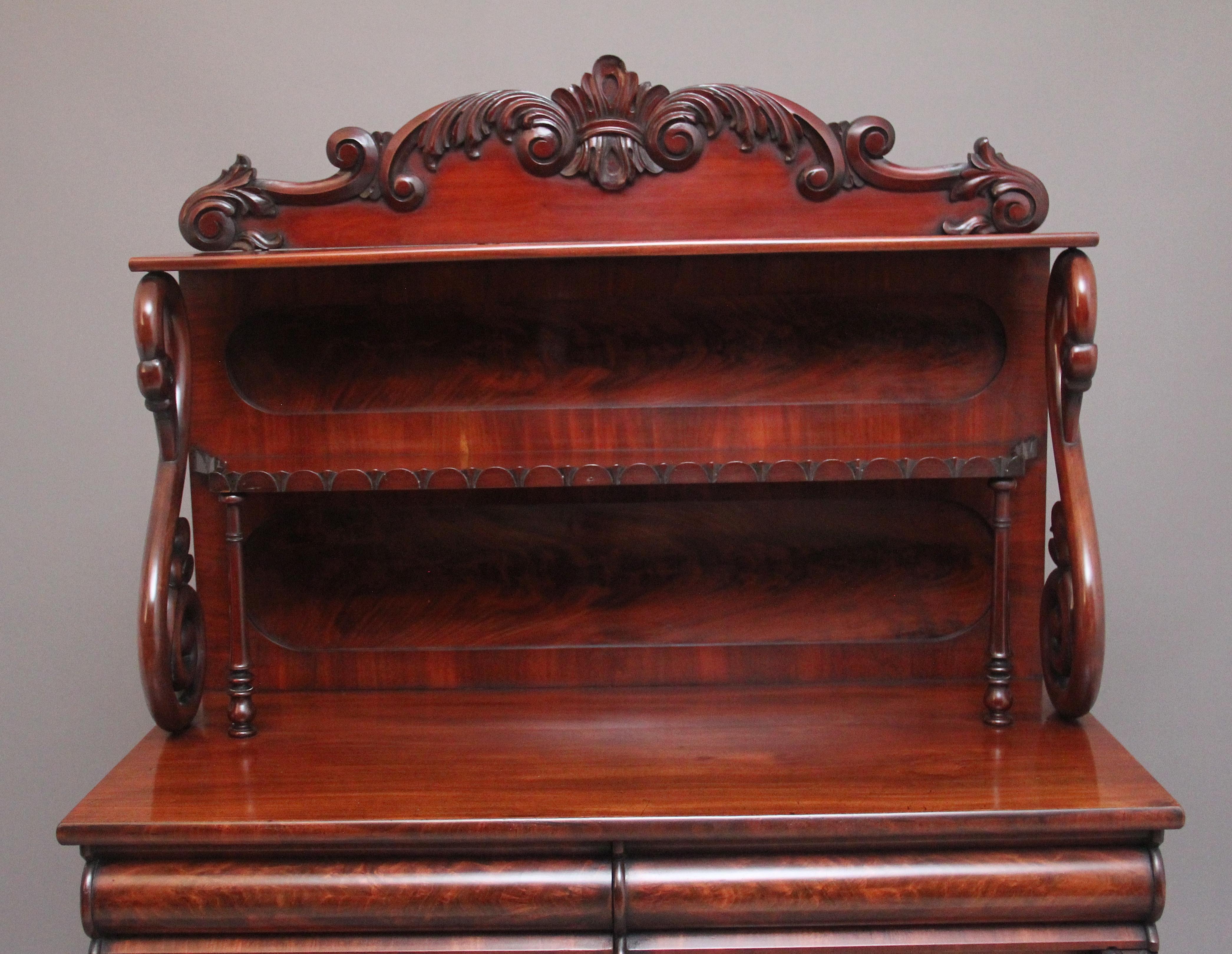 19th Century mahogany chiffonier In Good Condition For Sale In Martlesham, GB
