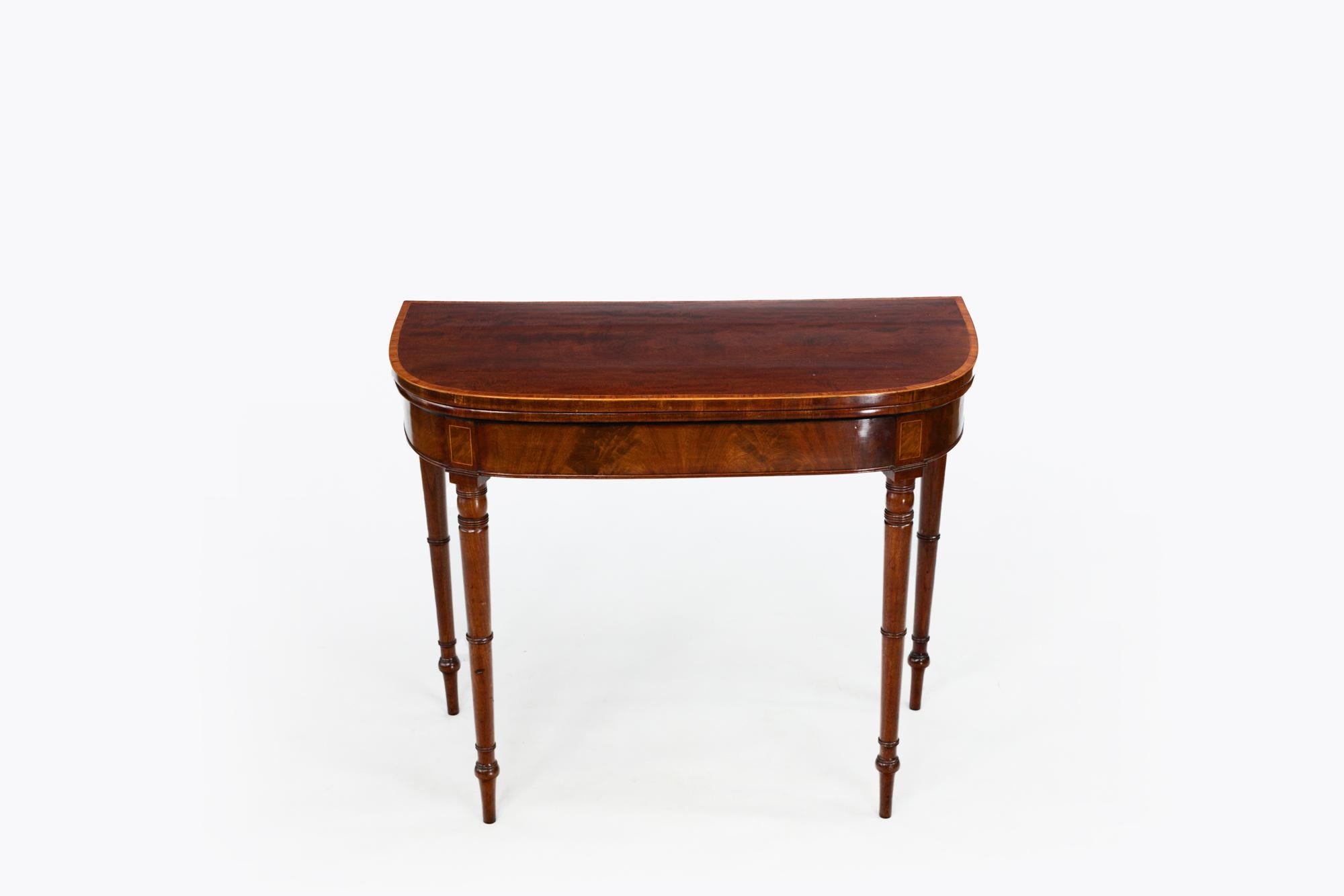 Table à cartes en D en acajou du 19e siècle Excellent état - En vente à Dublin 8, IE