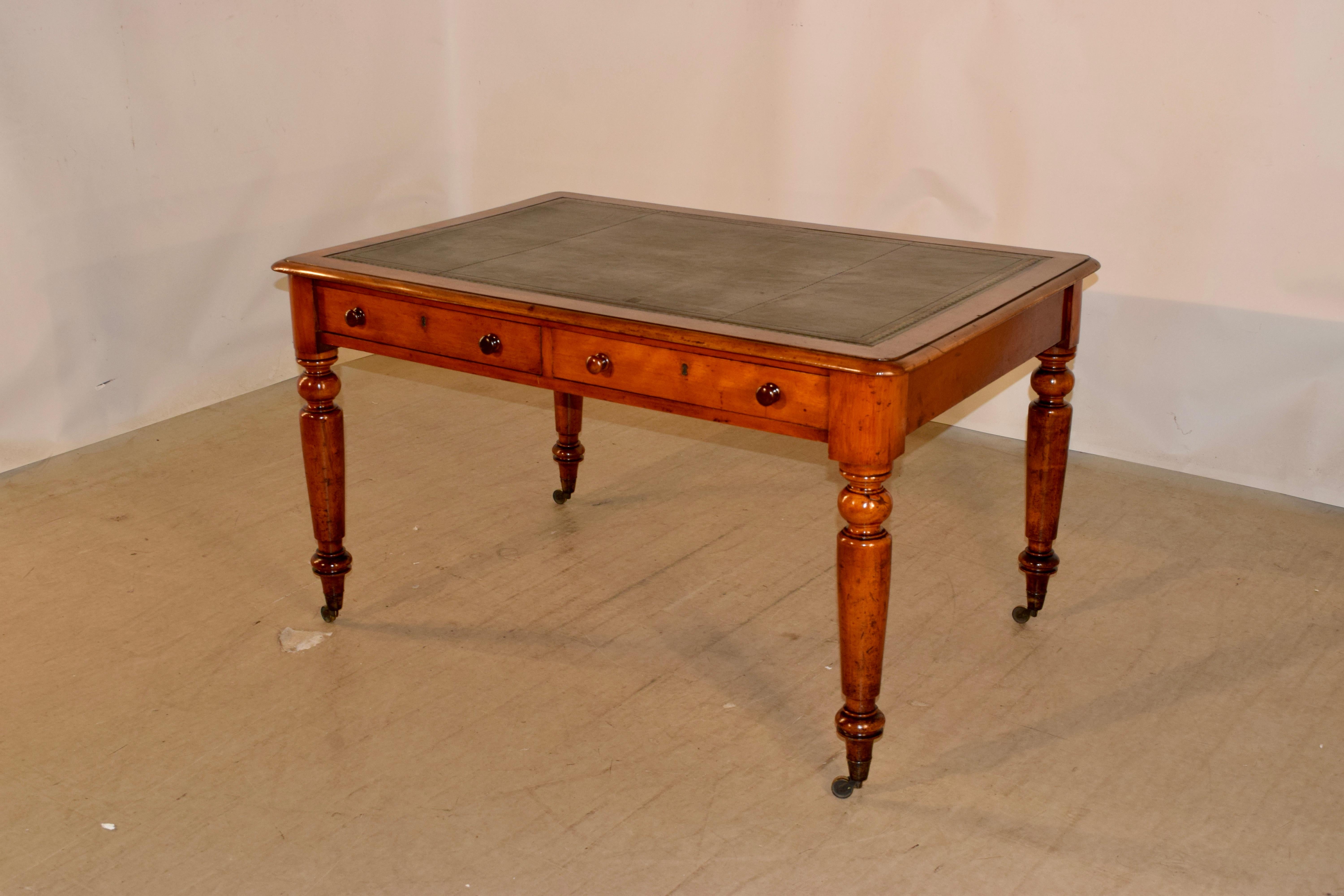 Victorian 19th Century Mahogany Desk with Leather Top