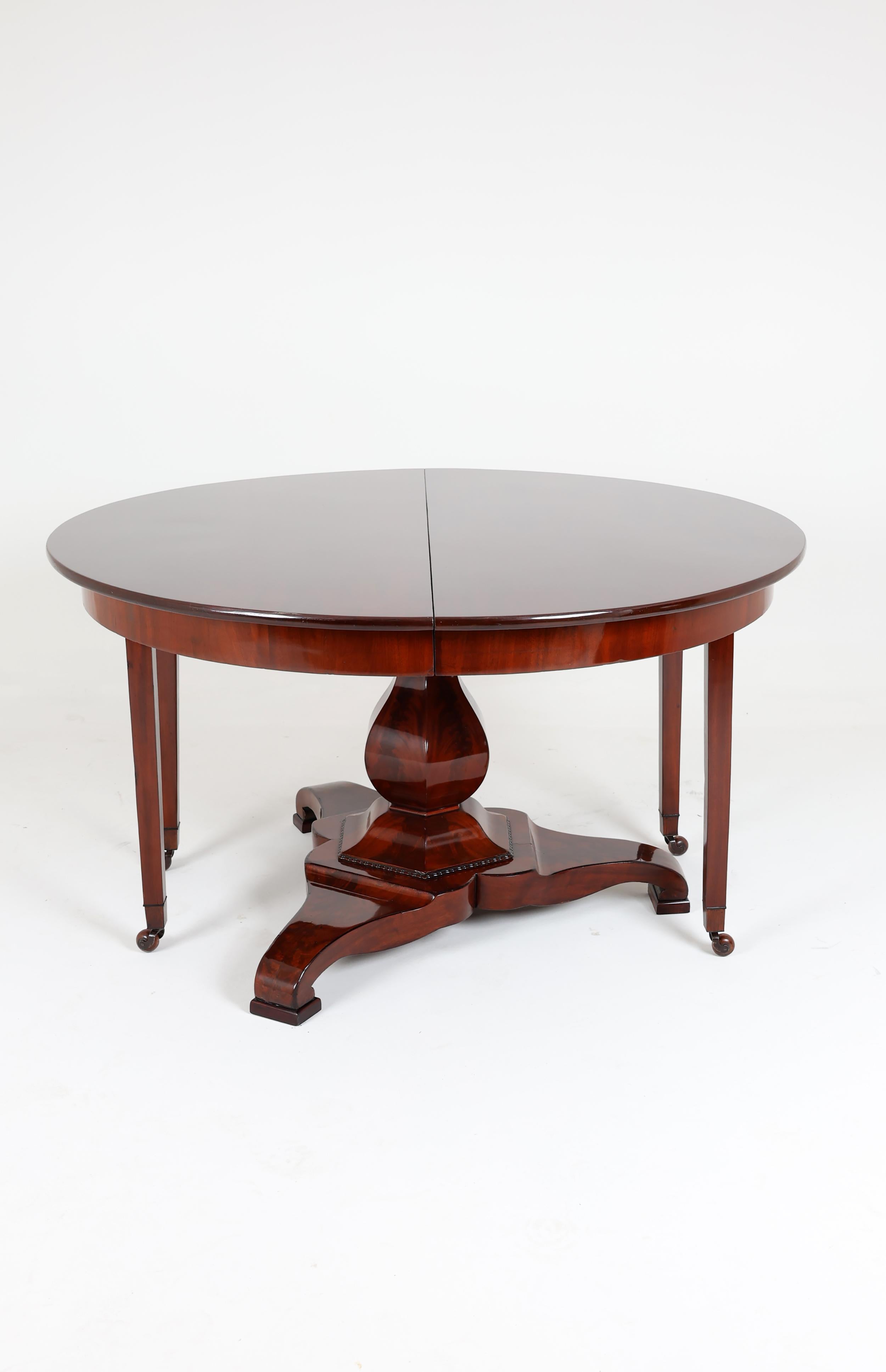 Biedermeier 19th Century Mahogany Dining Room Table, 177 inches Long For Sale