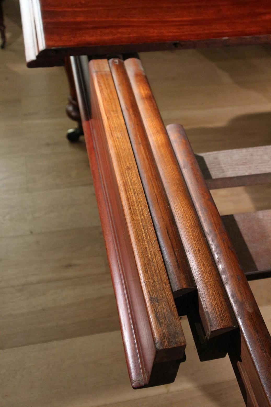 19th Century mahogany dining table 3