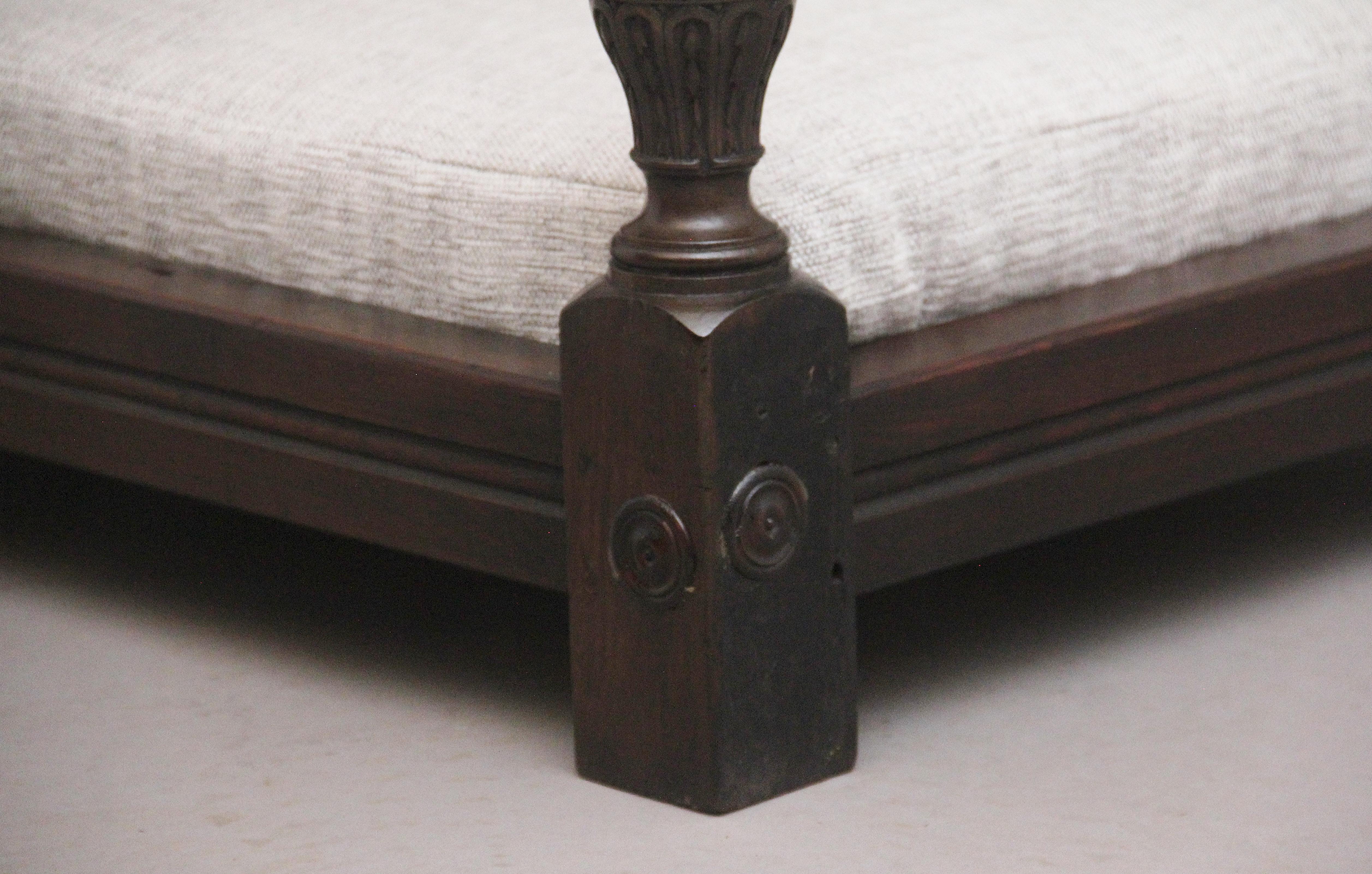 Mahagoni-Himmelbett aus dem 19. Jahrhundert im Angebot 3