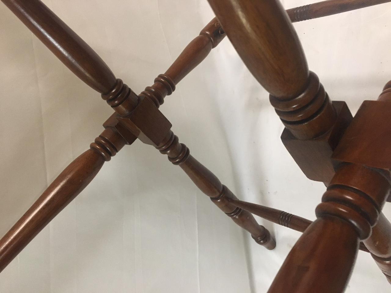 Plateau de service de maître d'hôtel anglais du 19e siècle en acajou sur support en bois en vente 6